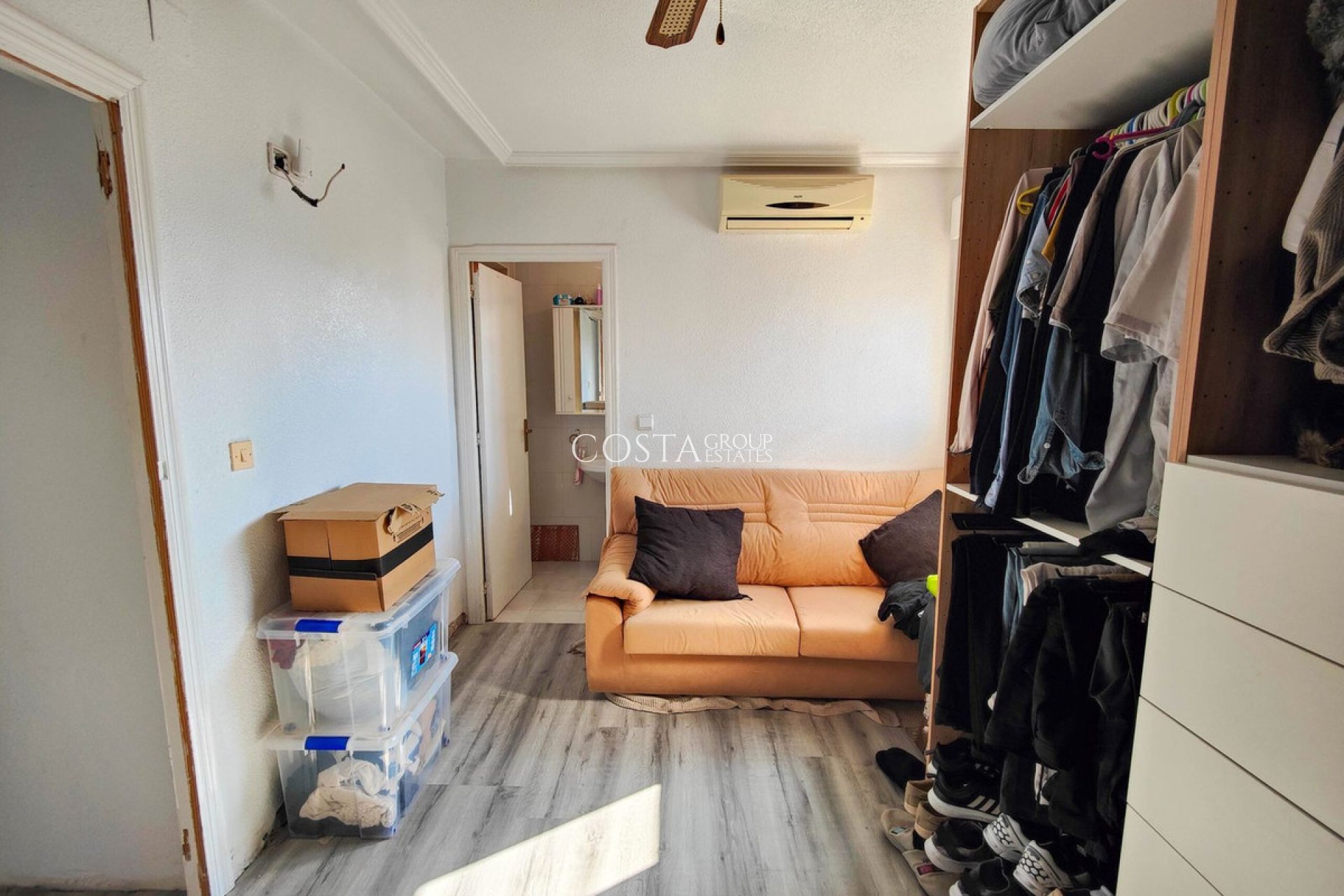 Resale - Villa -
San Miguel de Salinas - San Miguel de Salinas Centro