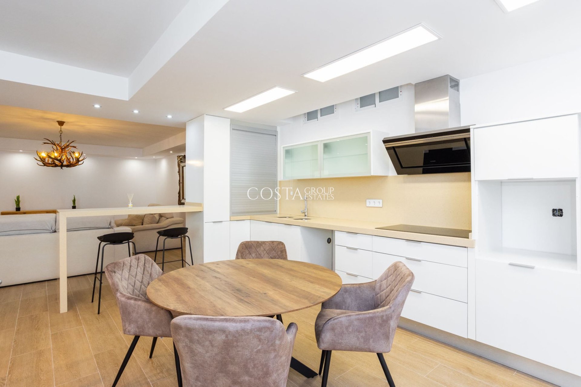 Resale - Villa -
San Miguel de Salinas - San Miguel de Salinas Centro