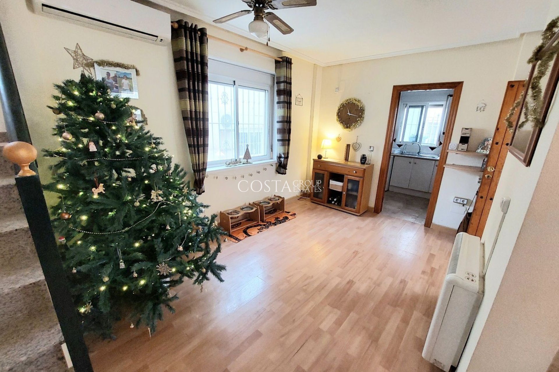 Resale - Villa -
San Miguel de Salinas - San Miguel de Salinas Centro