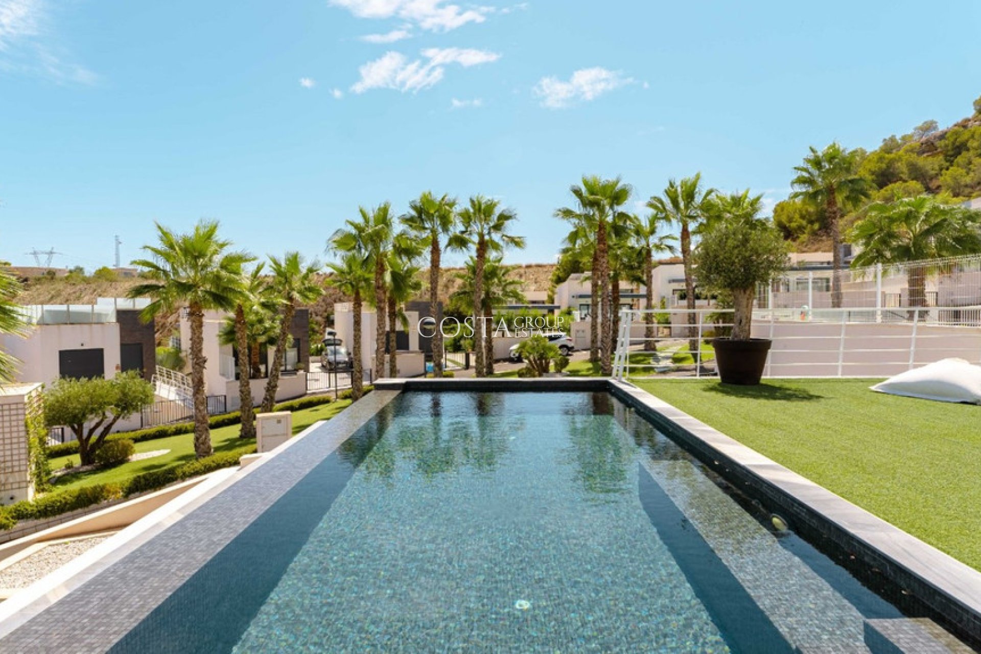 Resale - Villa -
San Miguel de Salinas - San Miguel de Salinas Centro