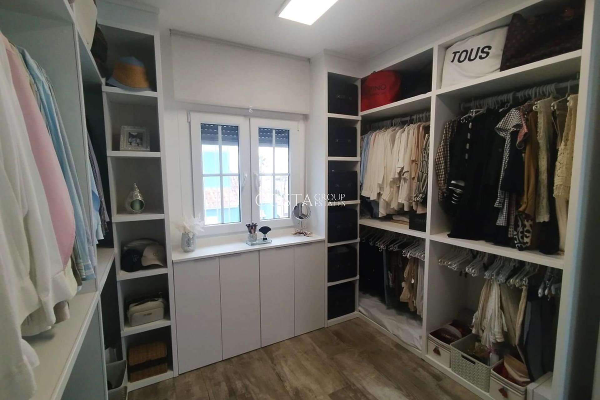 Resale - Villa -
San Miguel de Salinas - San Miguel de Salinas Centro