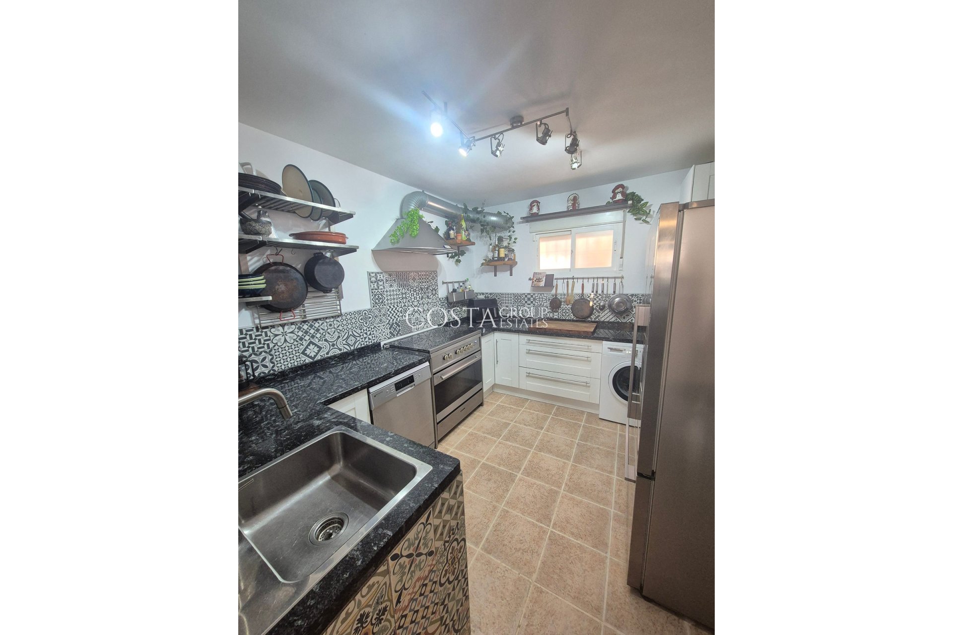 Resale - Villa -
San Miguel de Salinas - San Miguel de Salinas Centro