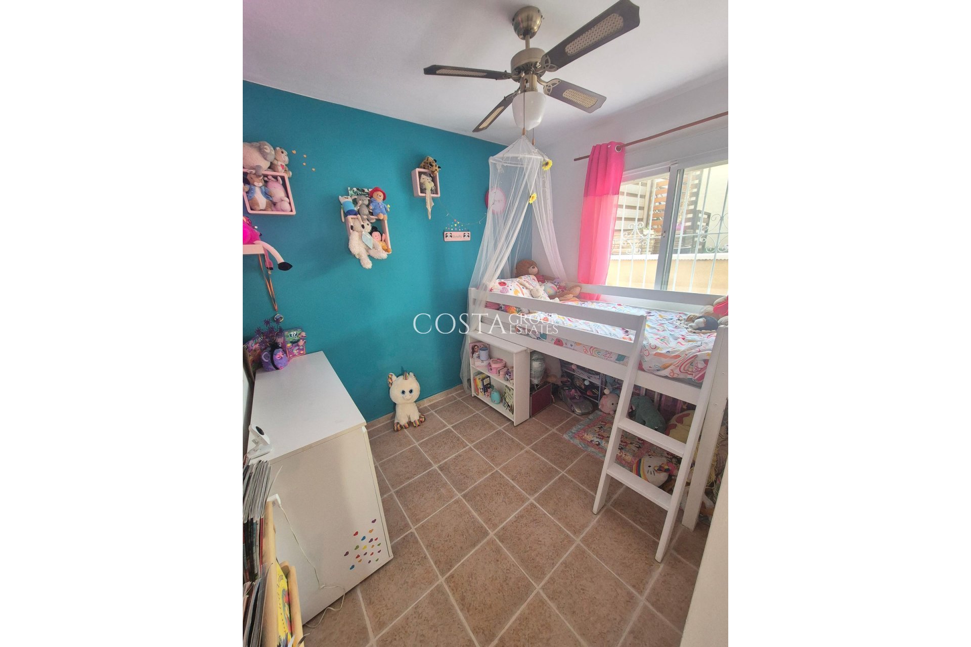 Resale - Villa -
San Miguel de Salinas - San Miguel de Salinas Centro