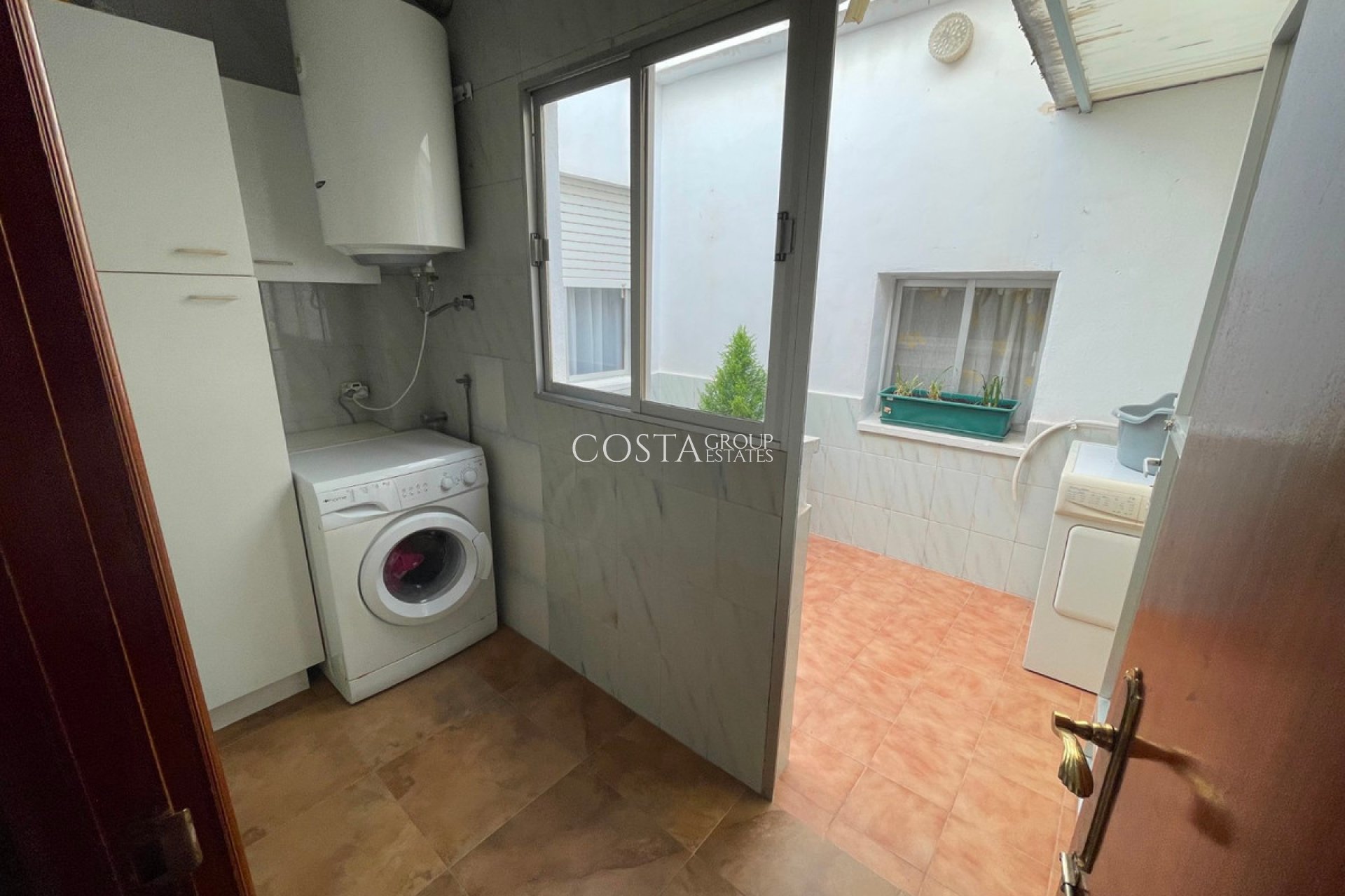 Resale - Villa -
San Miguel de Salinas - San Miguel de Salinas Centro