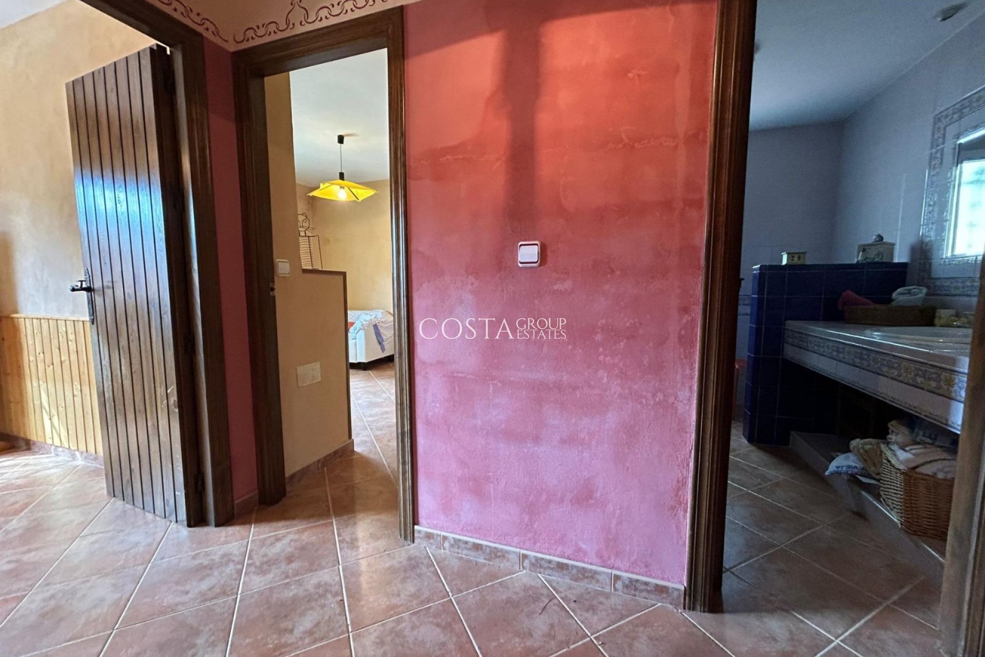 Resale - Villa -
San Miguel de Salinas - Urbanizaciones