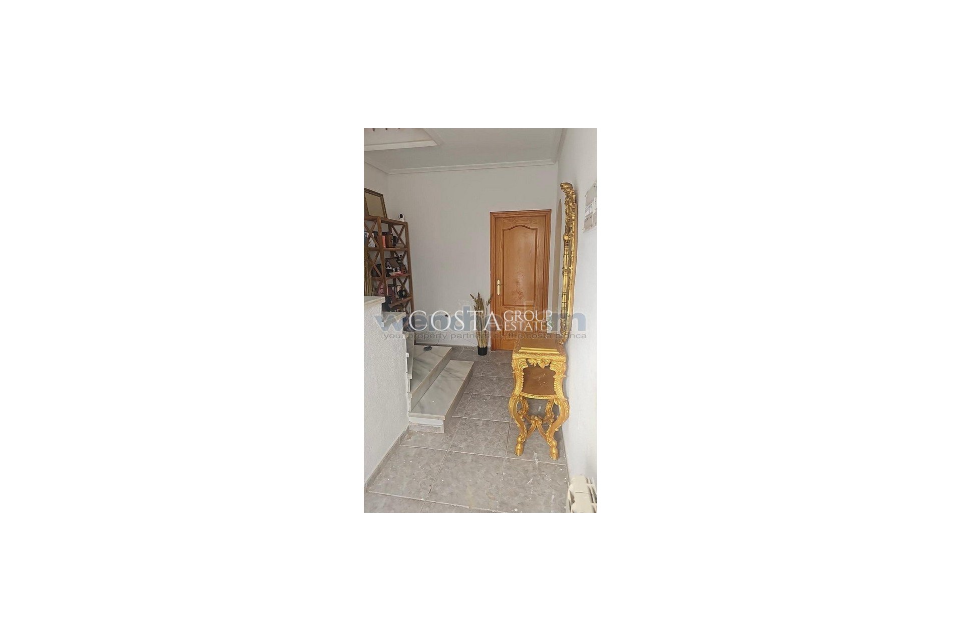 Resale - Villa -
San Miguel de Salinas