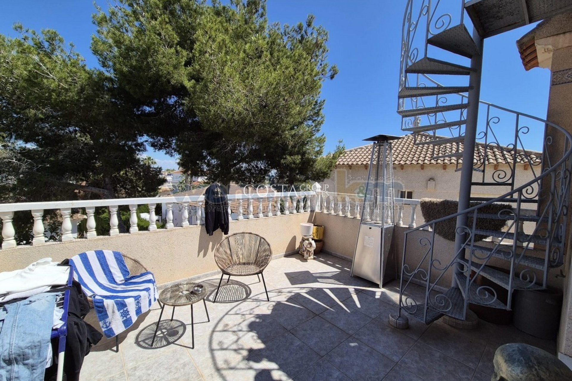 Resale - Villa -
San Miguel de Salinas