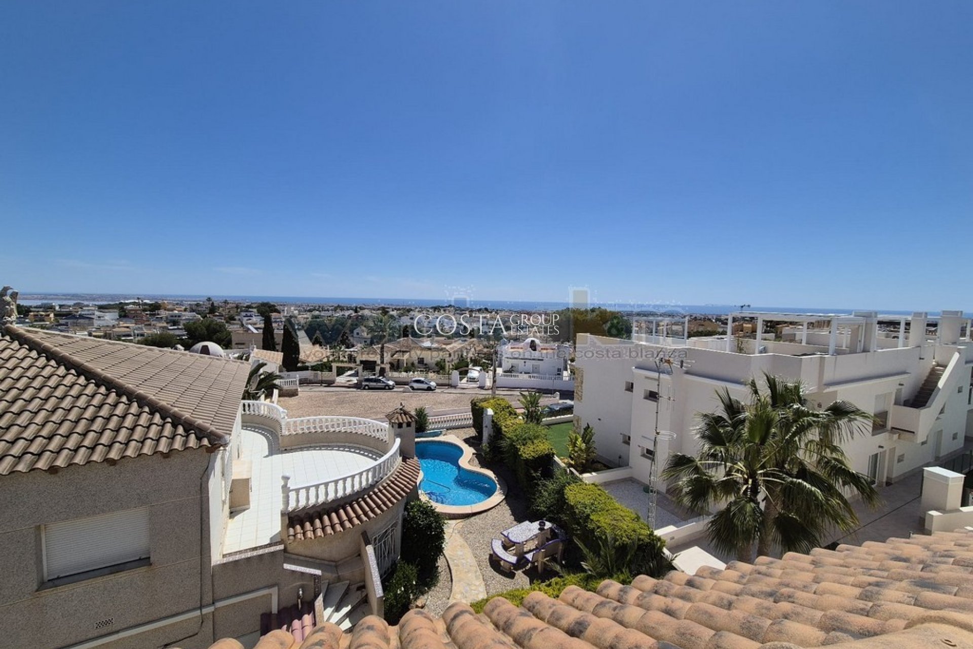 Resale - Villa -
San Miguel de Salinas