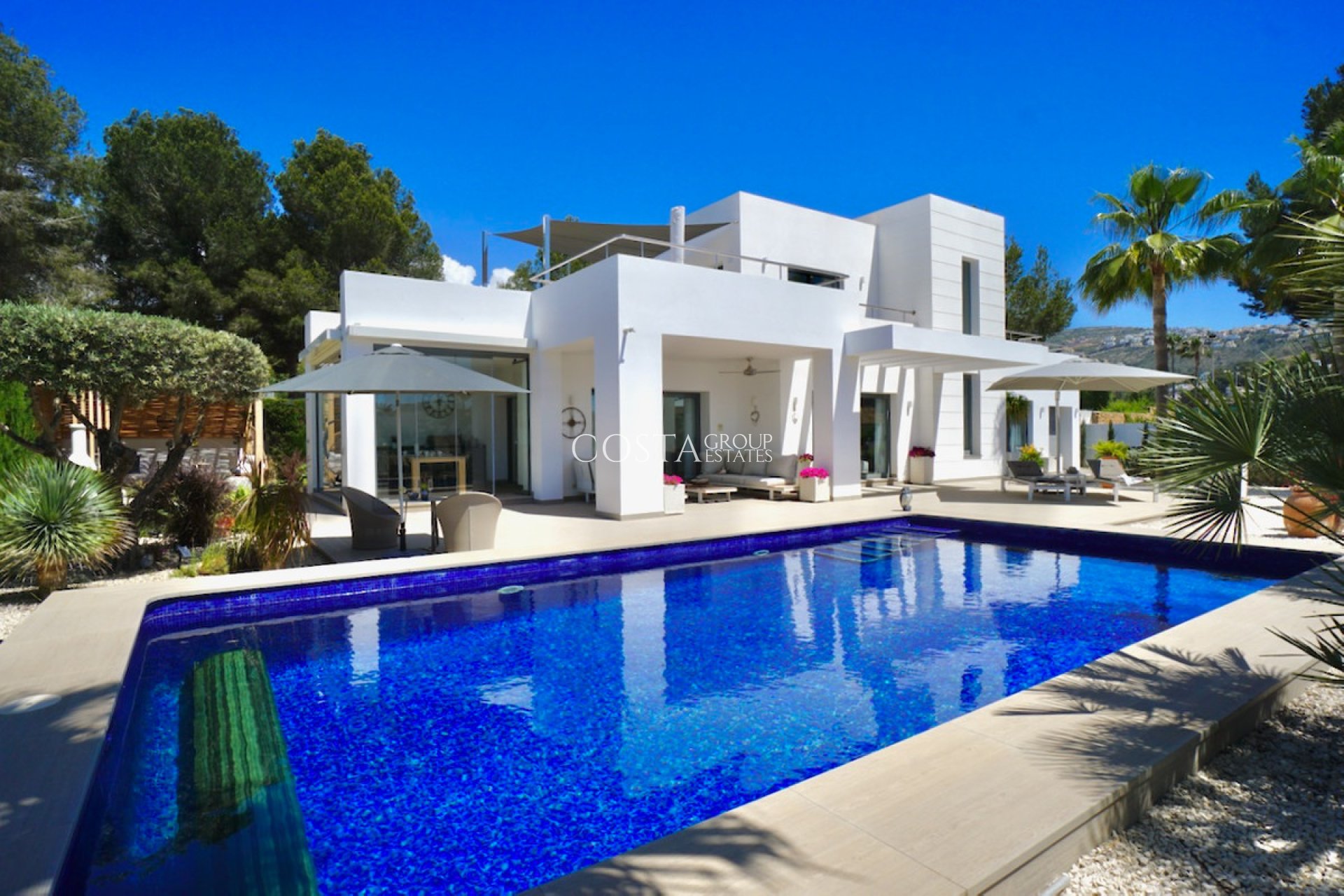 Resale - Villa -
Teulada - Moraira