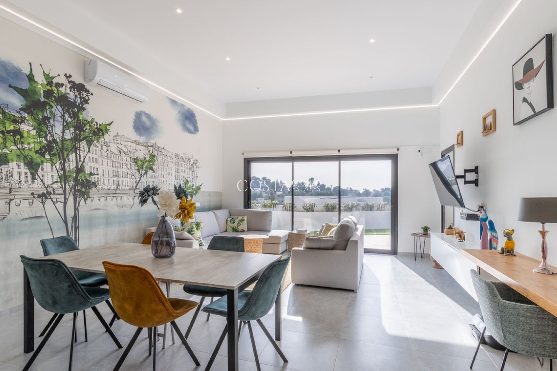 Resale - Villa -
Teulada - Moraira