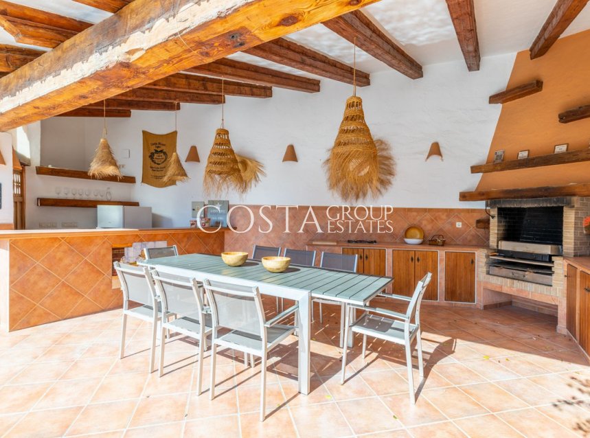 Resale - Villa -
Teulada - Moraira