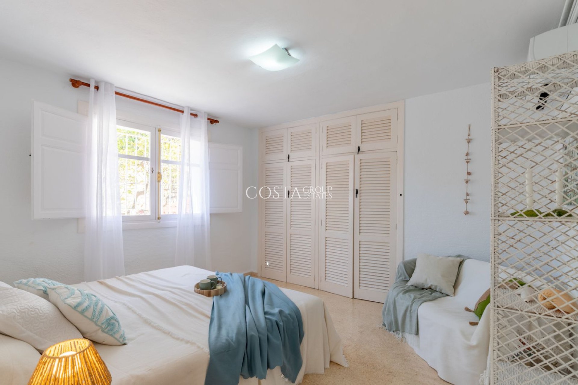 Resale - Villa -
Teulada - Moraira
