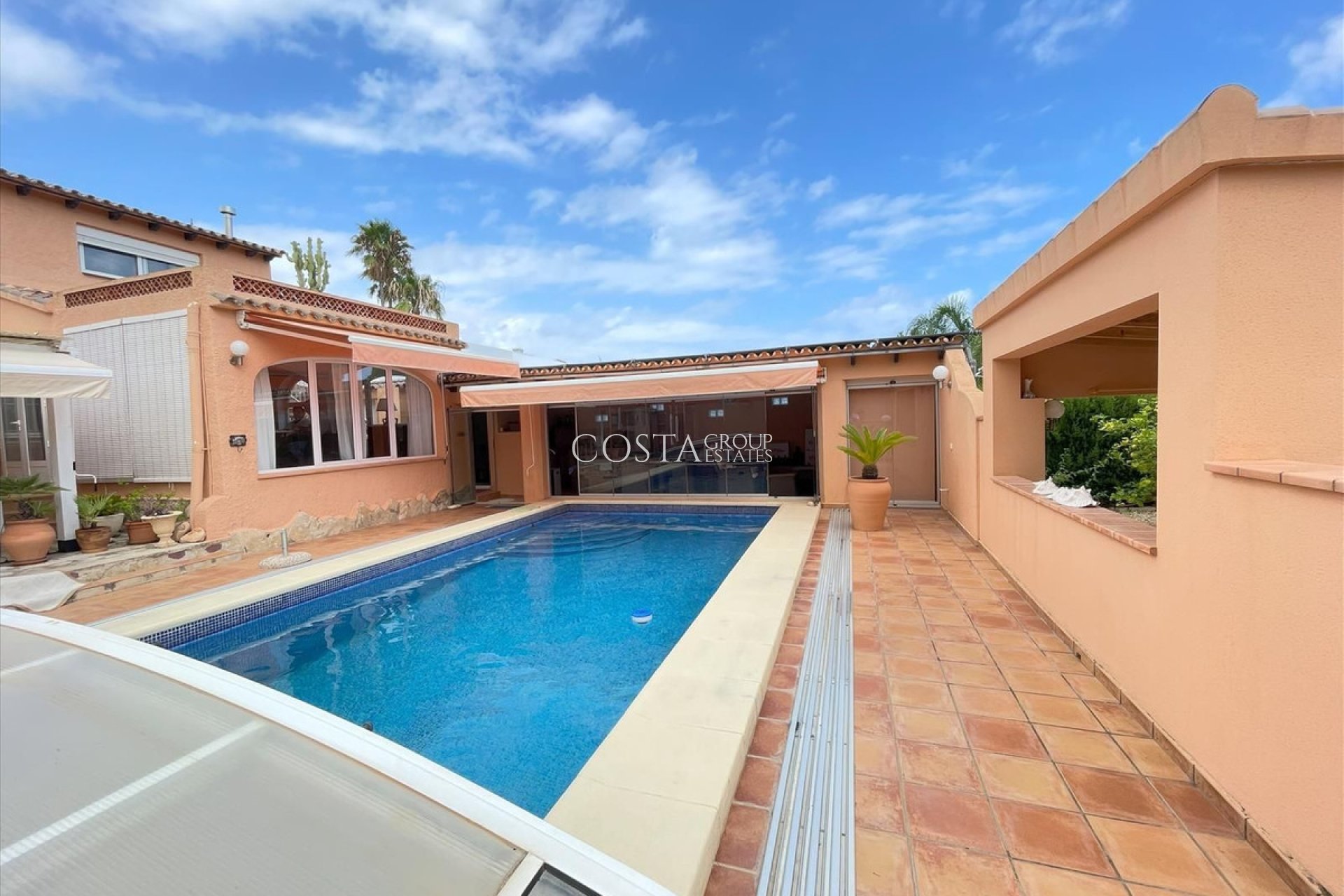 Resale - Villa -
Teulada - Moraira
