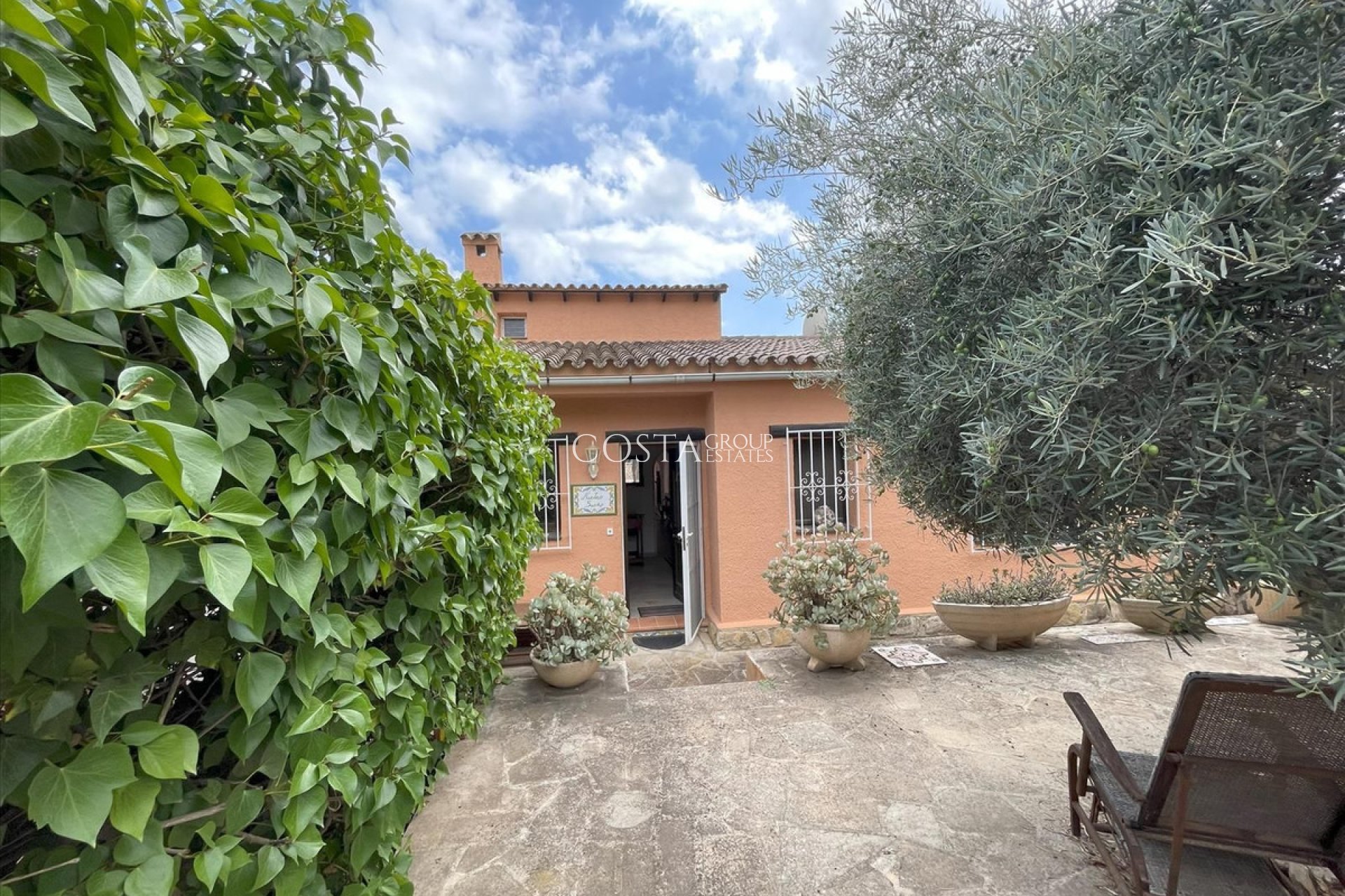 Resale - Villa -
Teulada - Moraira