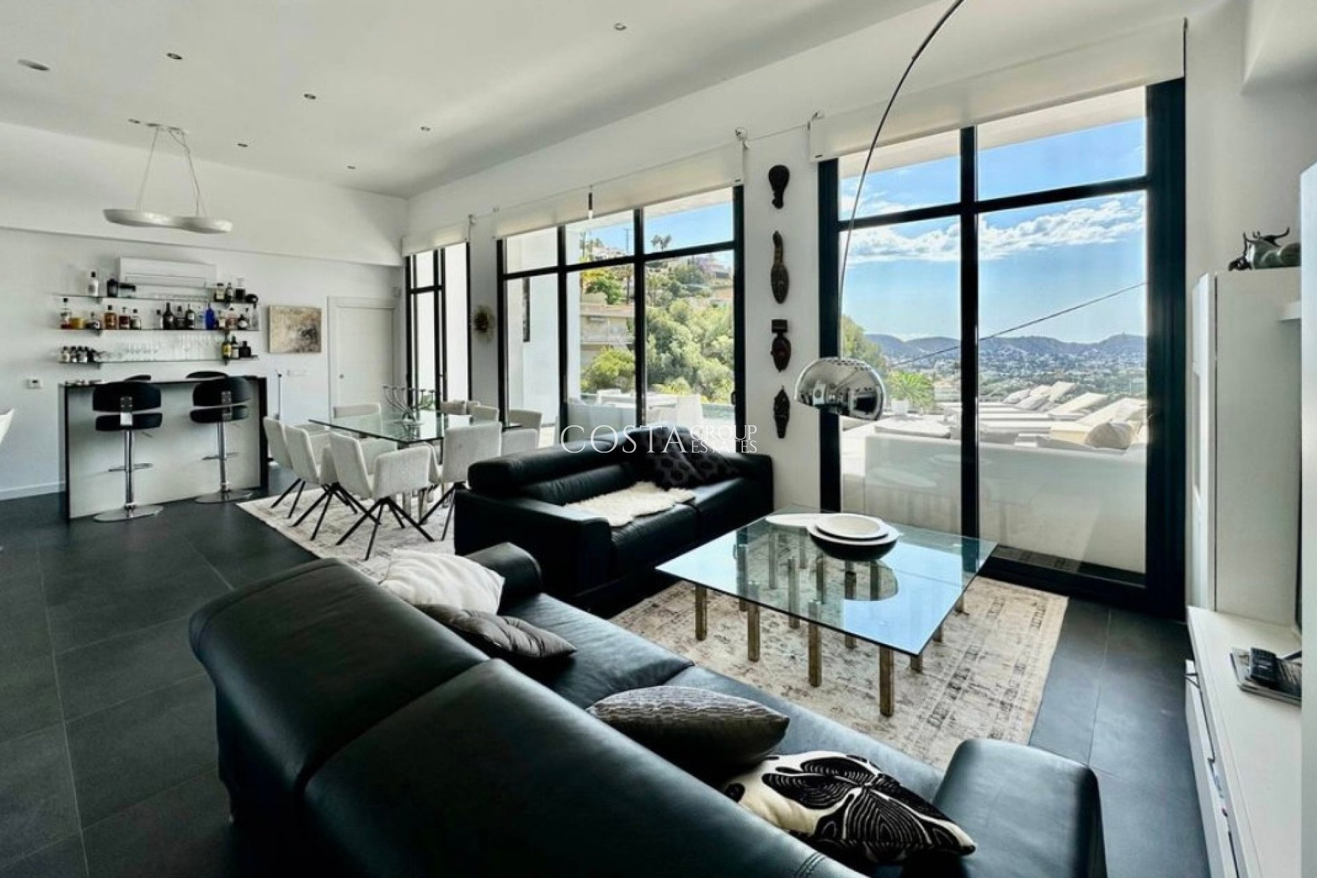 Resale - Villa -
Teulada - Moraira