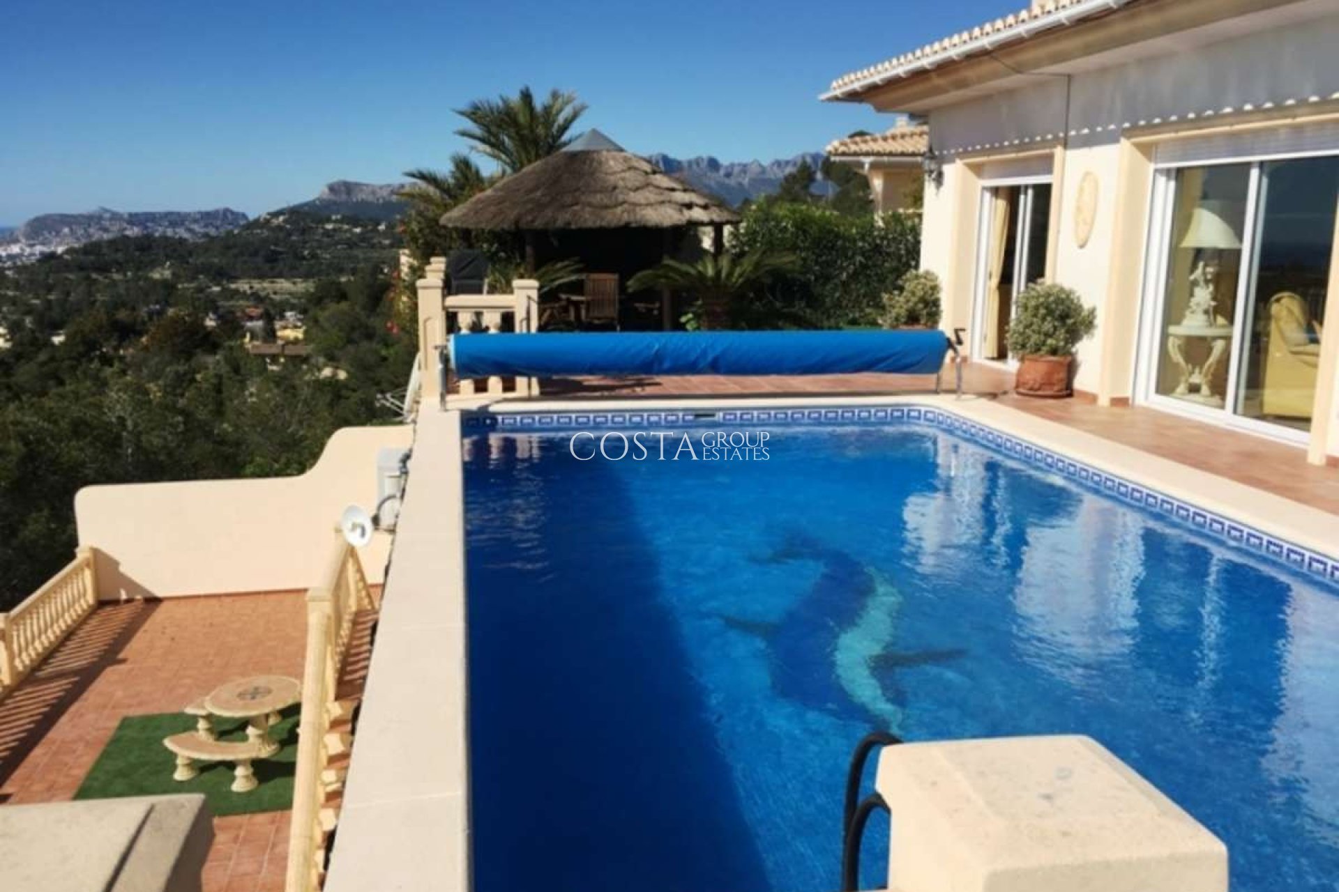 Resale - Villa -
Teulada - Moraira