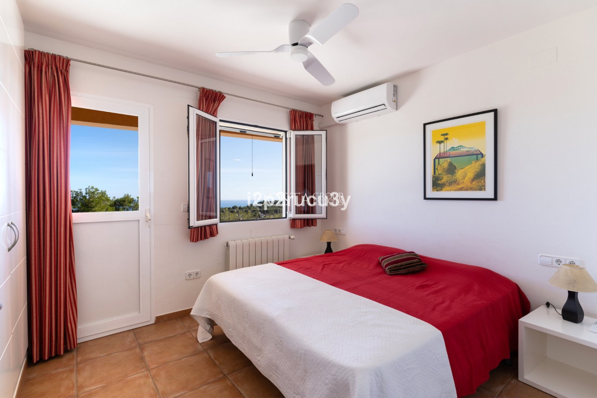 Resale - Villa -
Teulada - Moraira