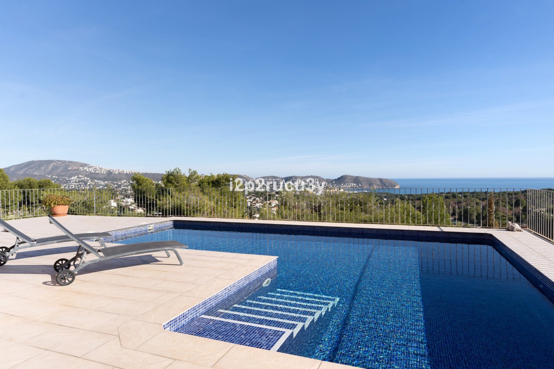 Resale - Villa -
Teulada - Moraira