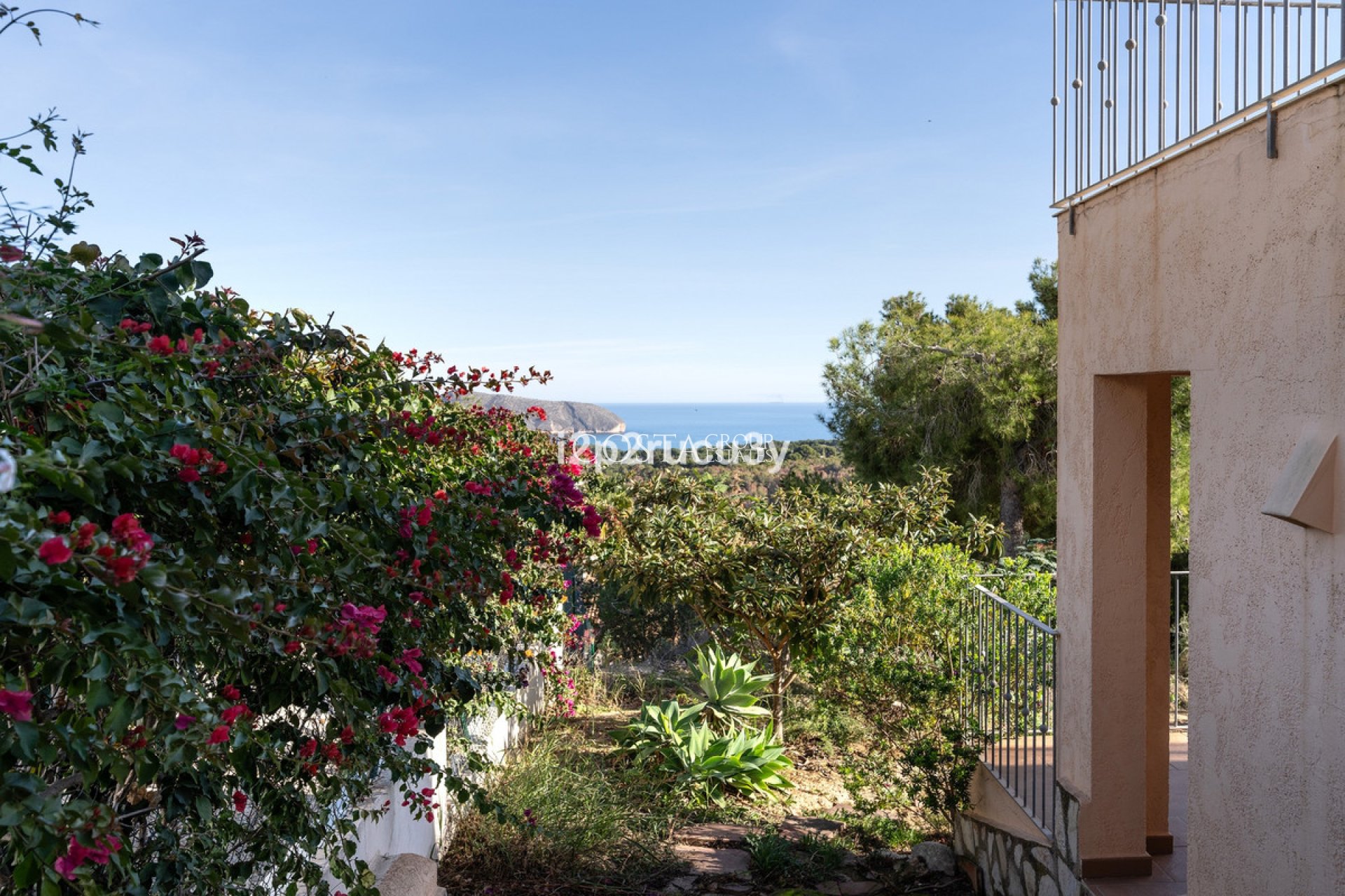 Resale - Villa -
Teulada - Moraira