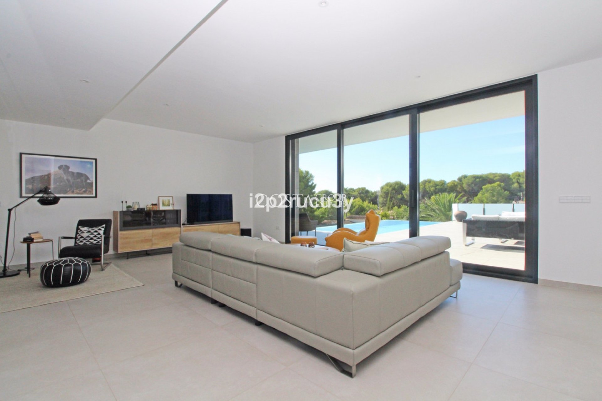 Resale - Villa -
Teulada - Moraira