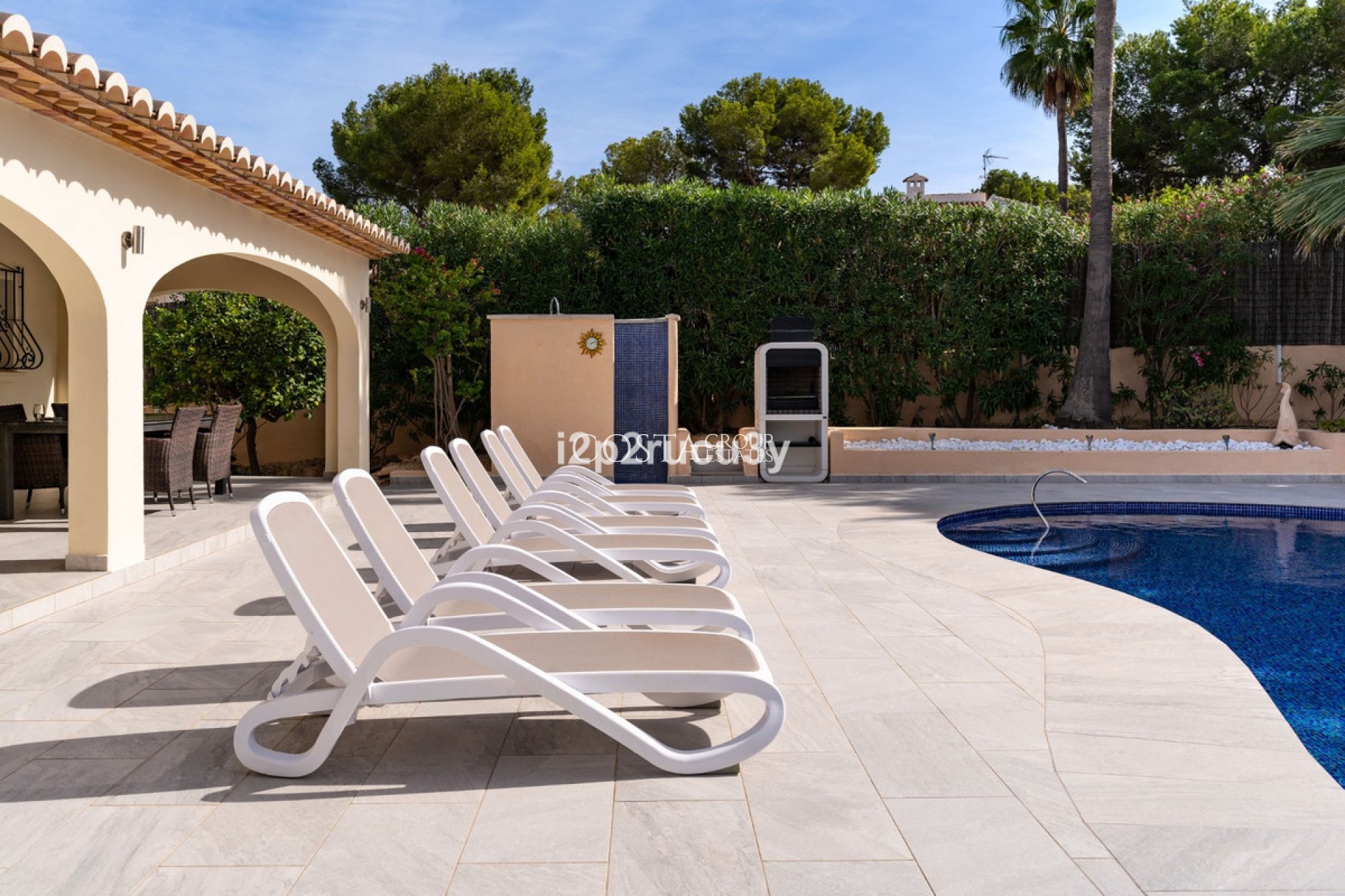 Resale - Villa -
Teulada - Moraira
