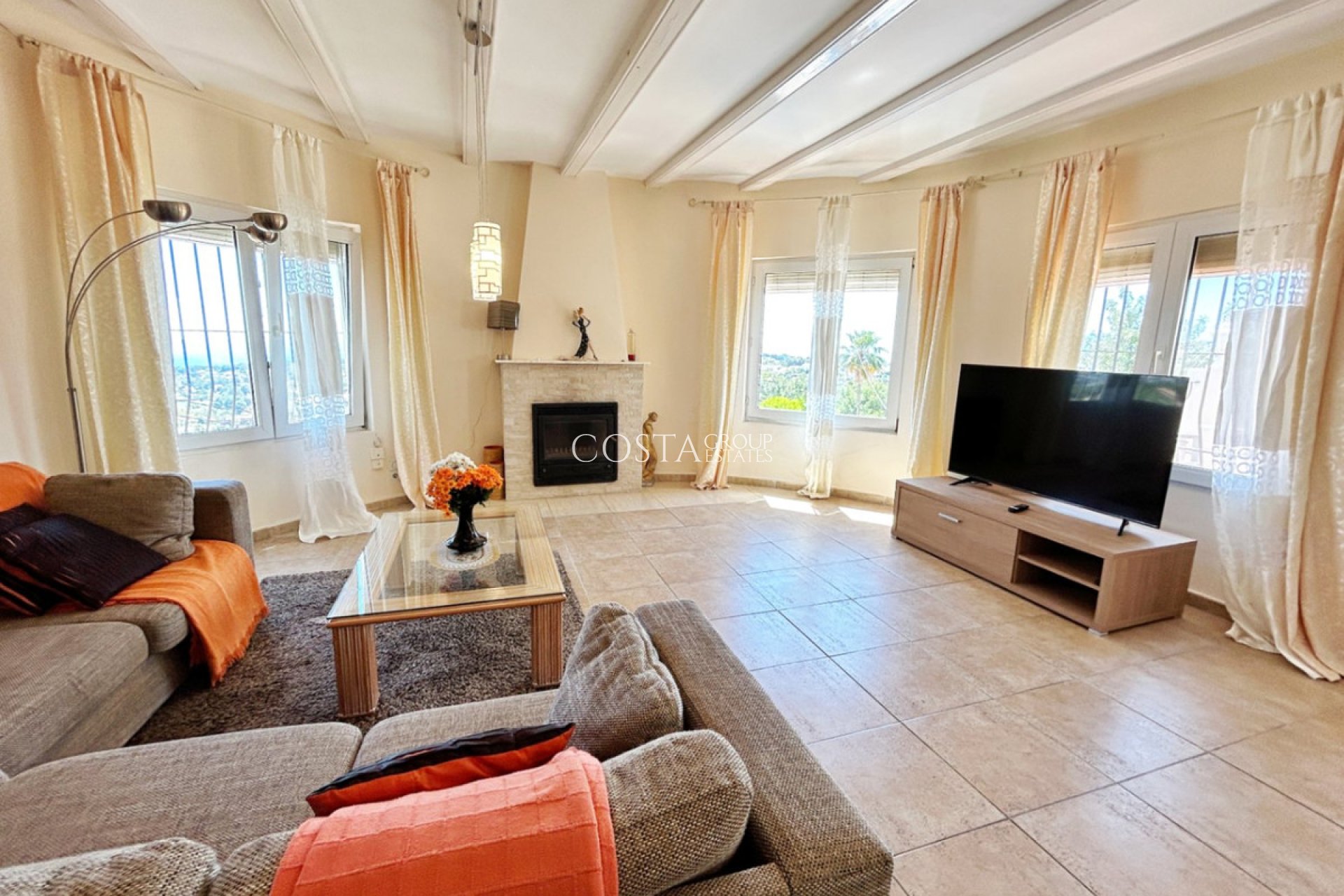 Resale - Villa -
Teulada - Moraira