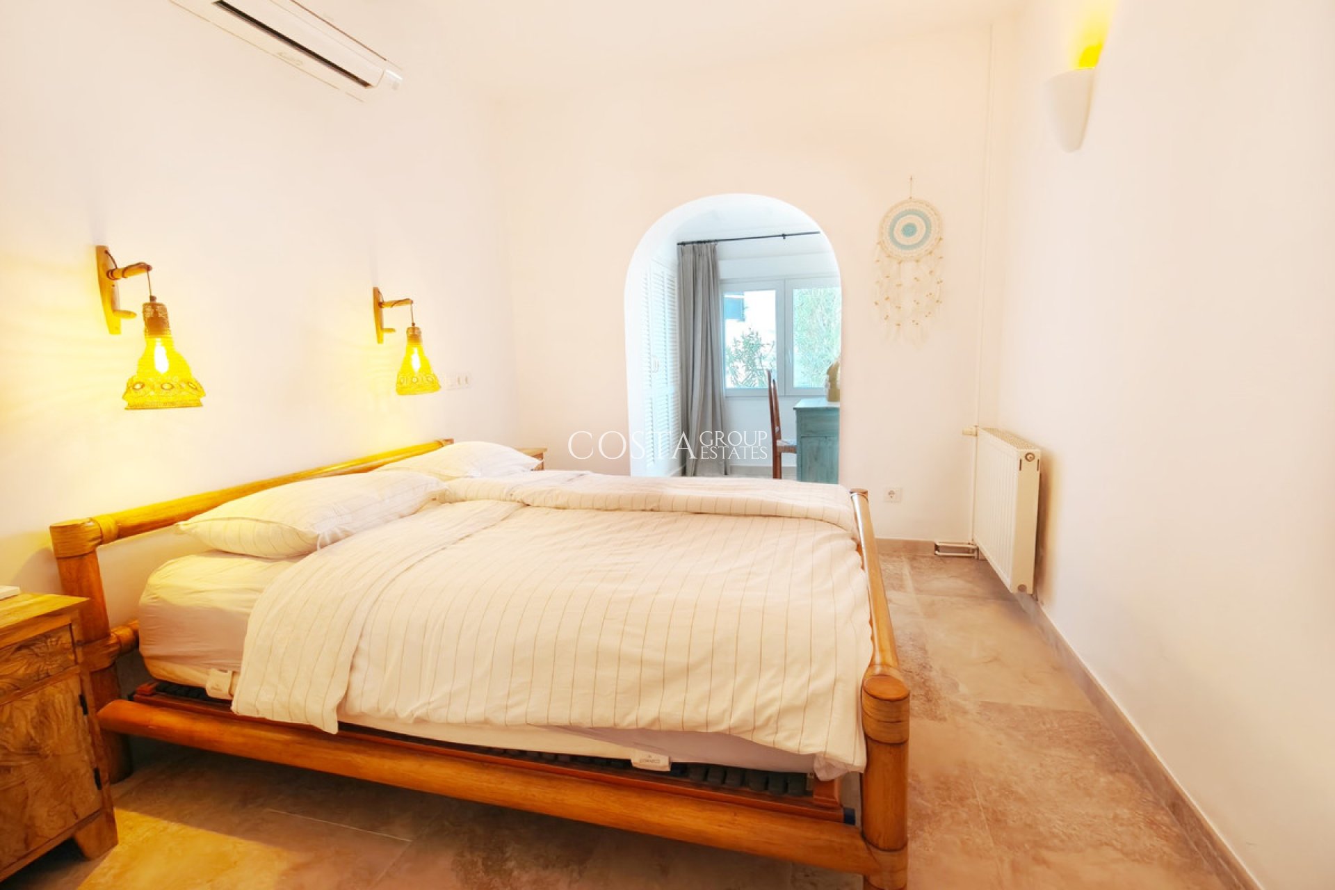 Resale - Villa -
Teulada - Moraira