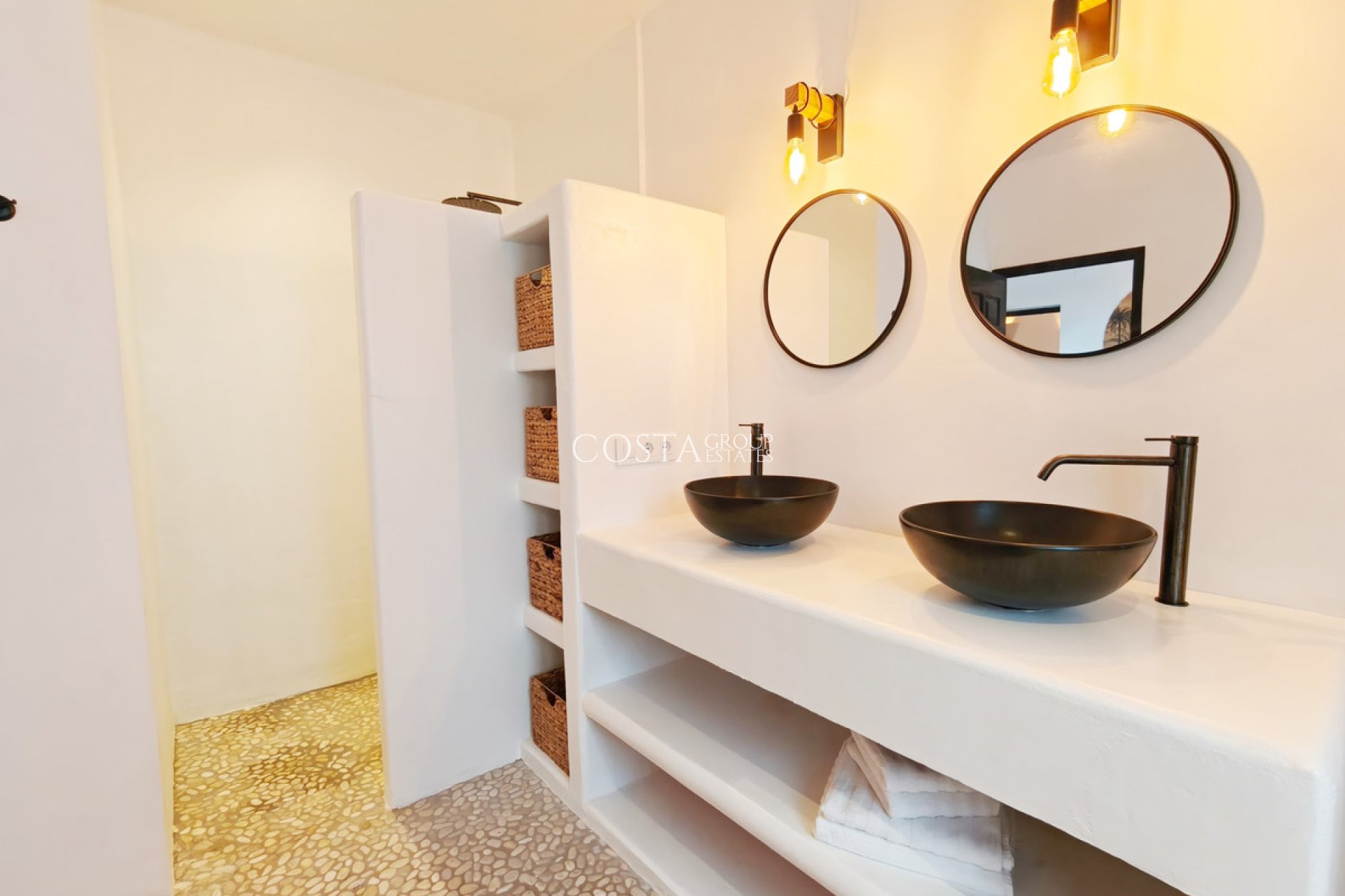 Resale - Villa -
Teulada - Moraira