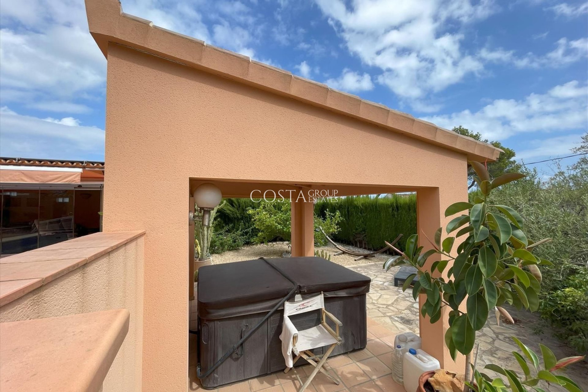 Resale - Villa -
Teulada - Moraira