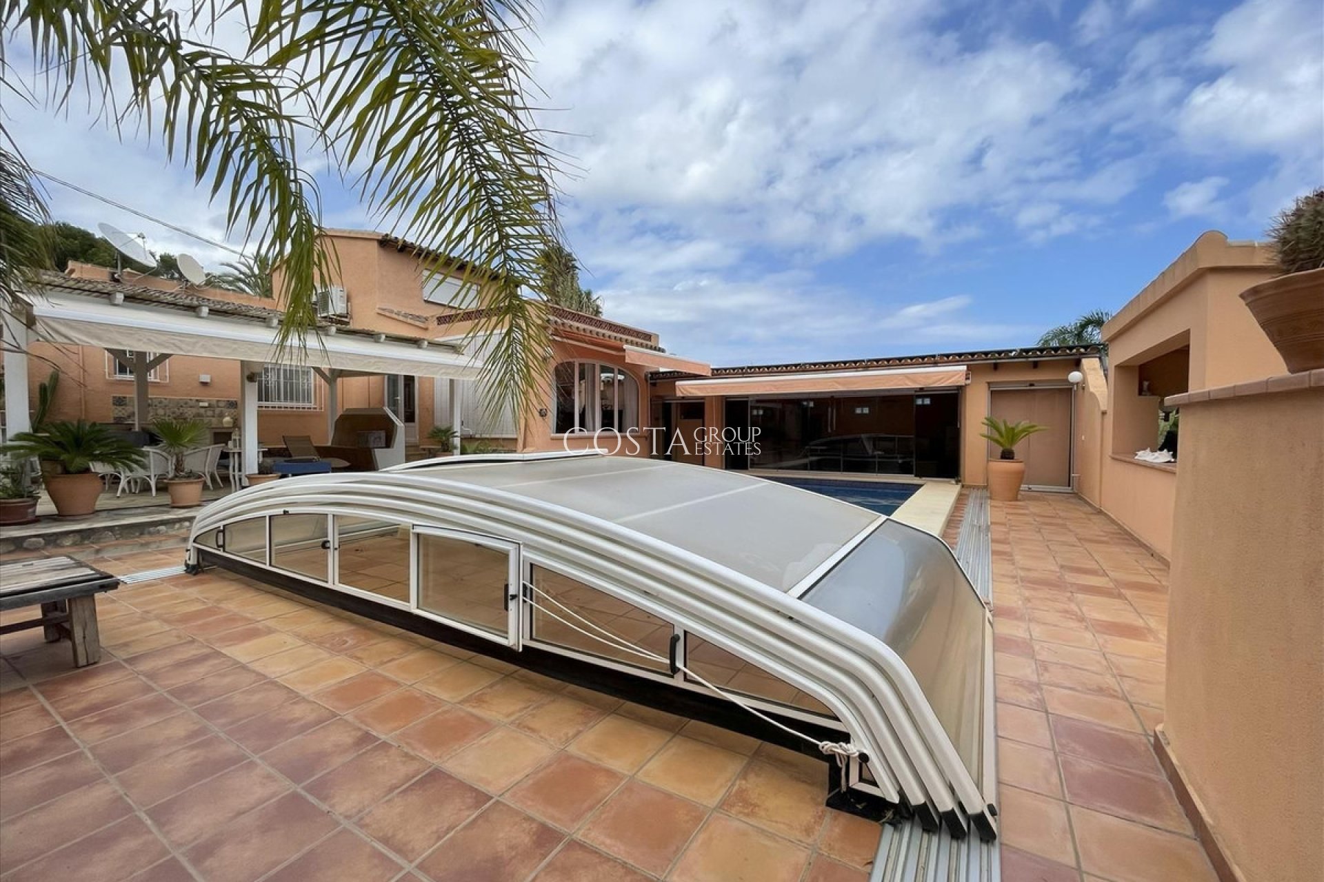 Resale - Villa -
Teulada - Moraira