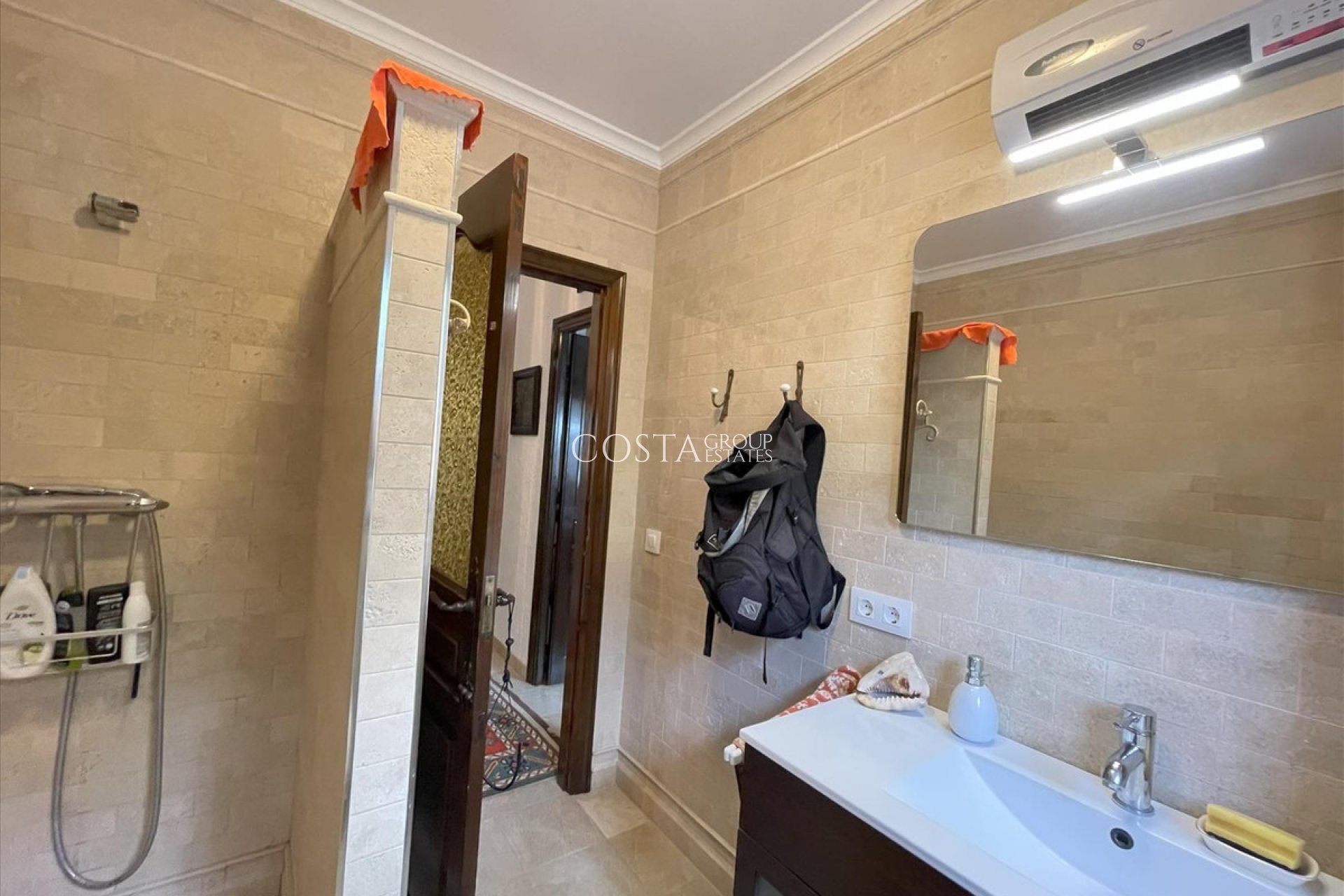 Resale - Villa -
Teulada - Moraira