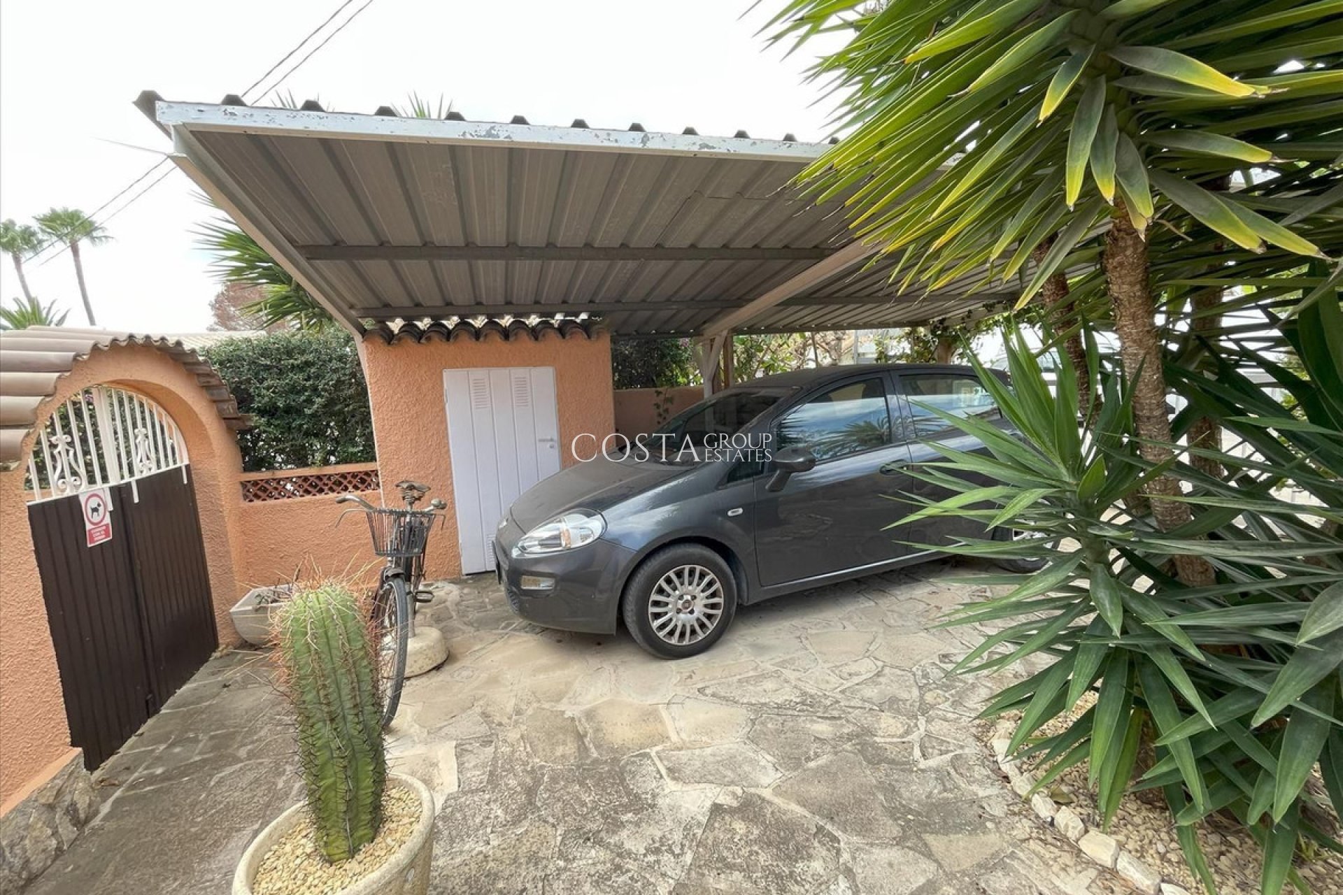 Resale - Villa -
Teulada - Moraira