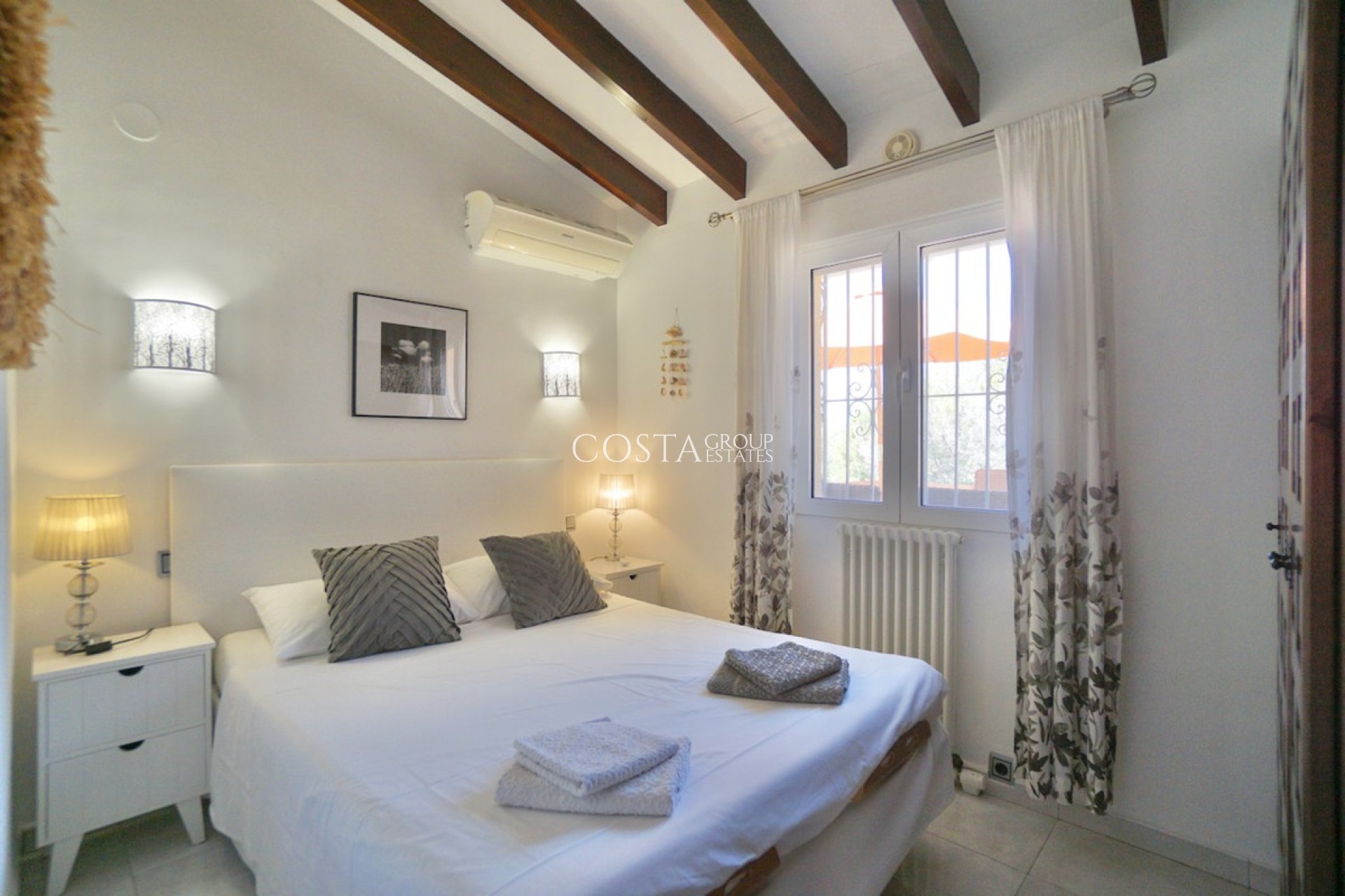 Resale - Villa -
Teulada - Moraira
