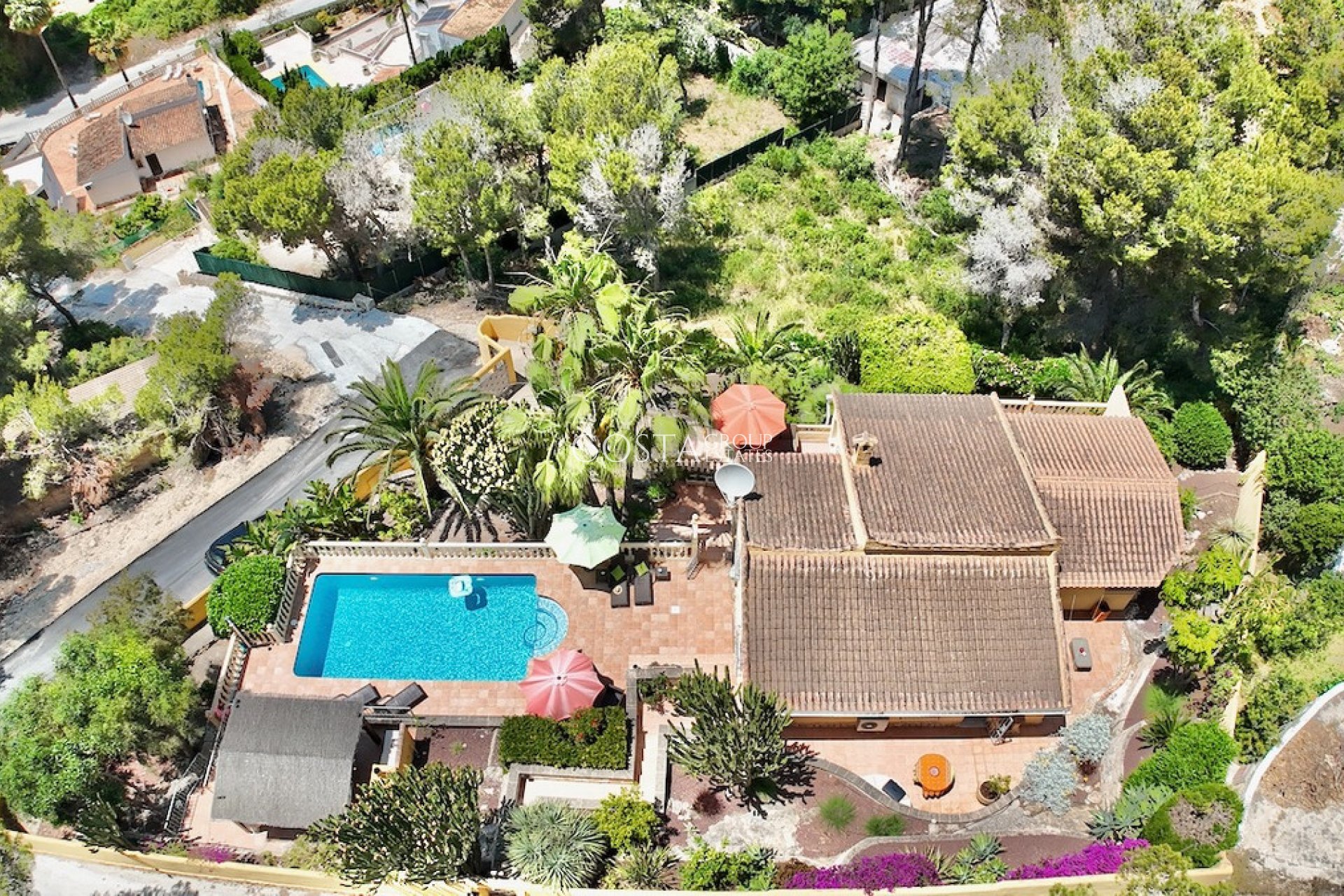 Resale - Villa -
Teulada - Moraira