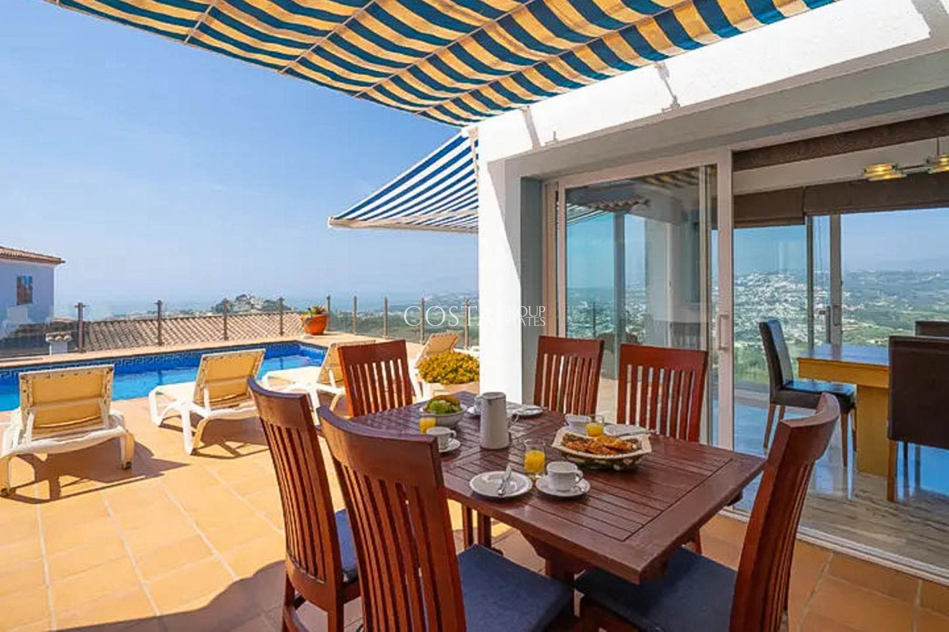 Resale - Villa -
Teulada - Moraira