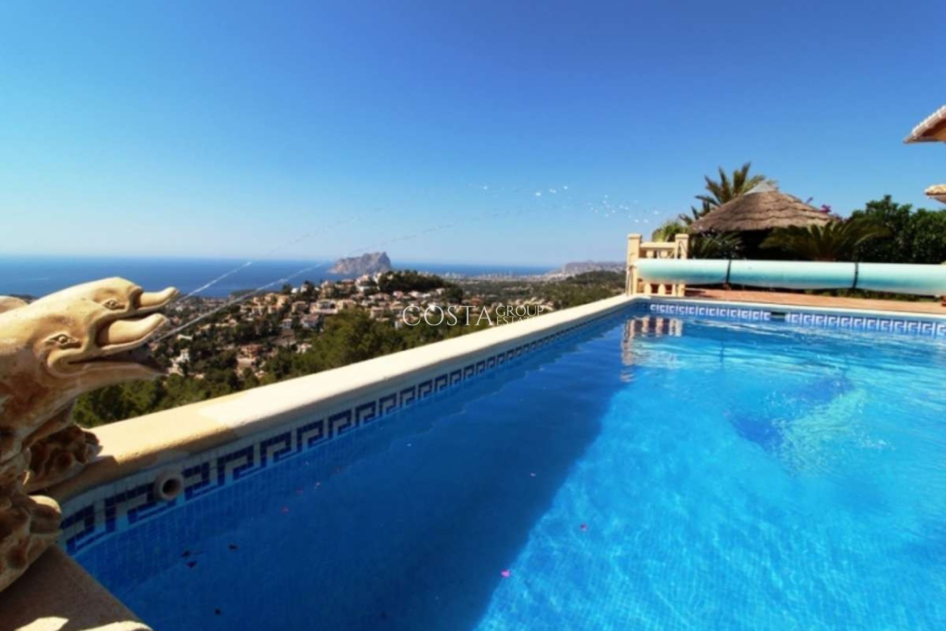 Resale - Villa -
Teulada - Moraira
