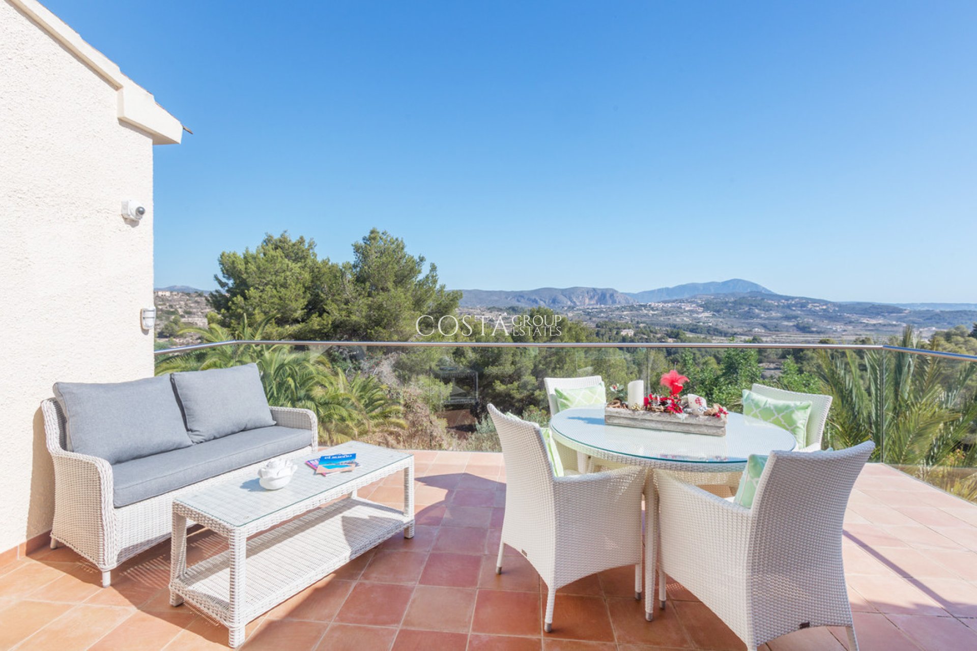 Resale - Villa -
Teulada - Moraira