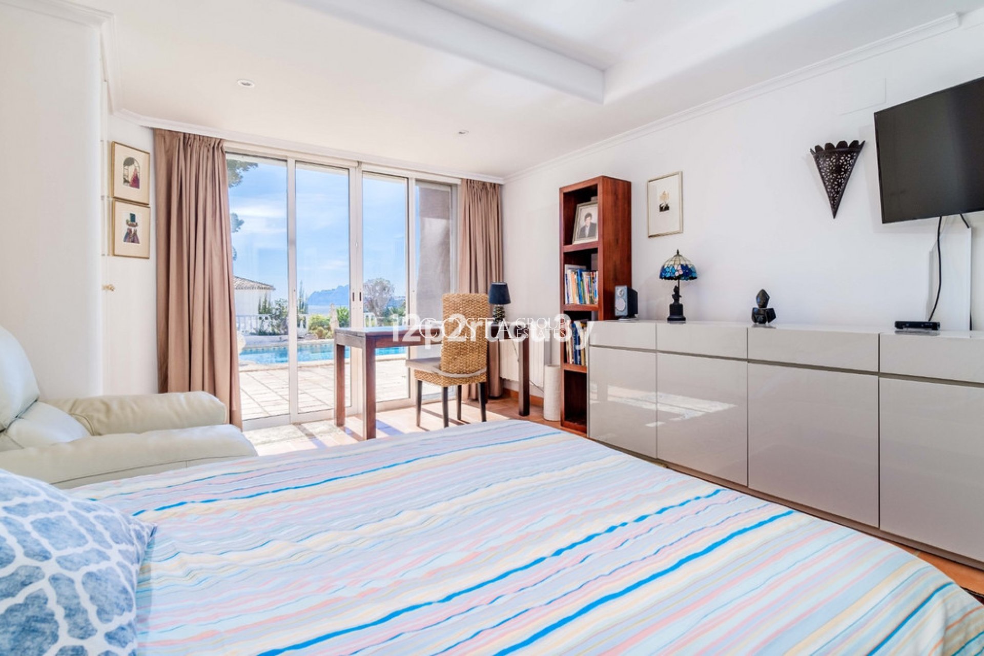 Resale - Villa -
Teulada - Moraira