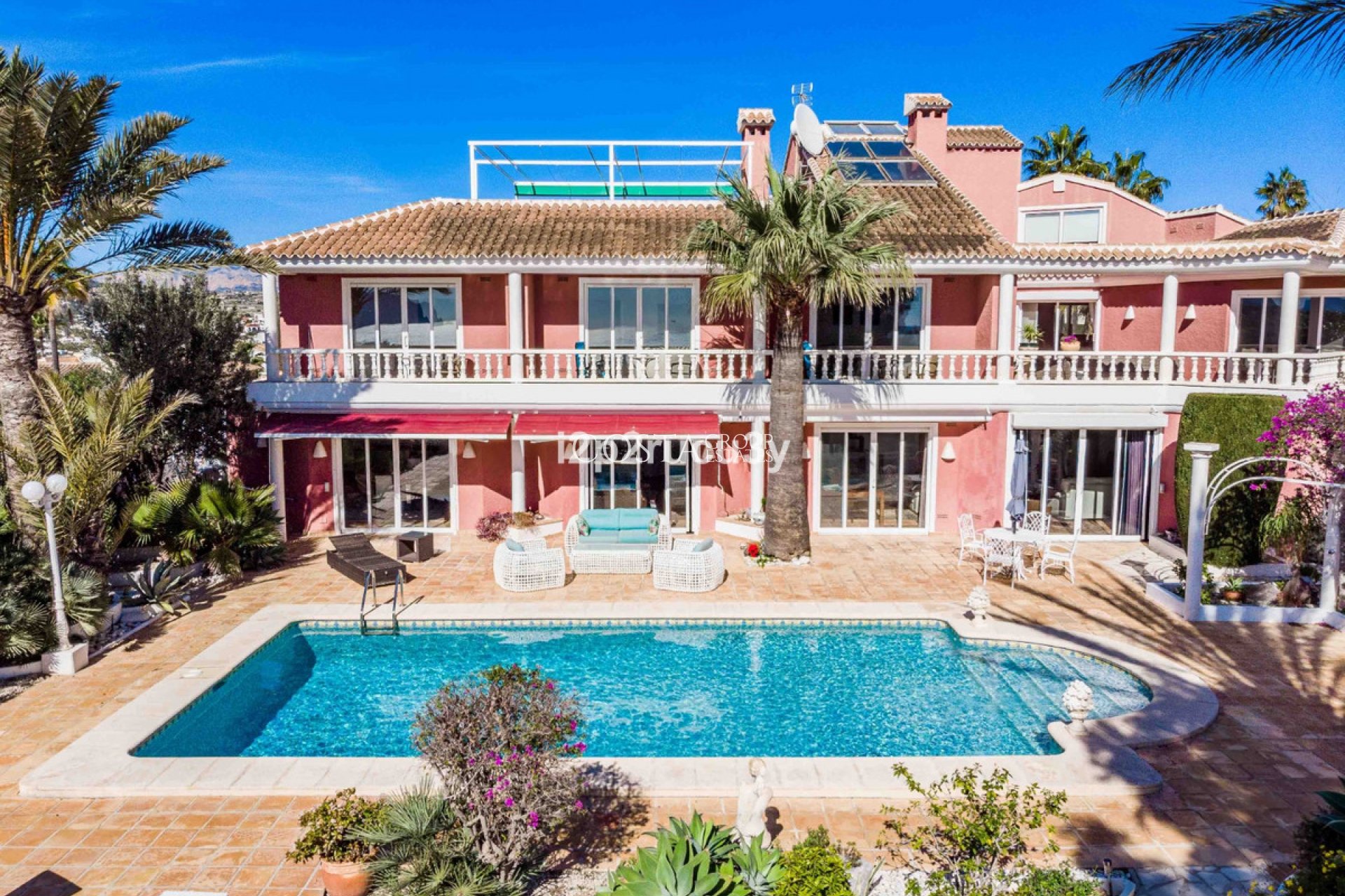 Resale - Villa -
Teulada - Moraira