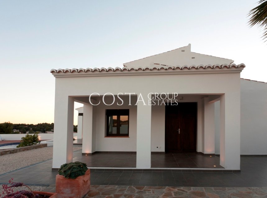 Resale - Villa -
Teulada - Moraira