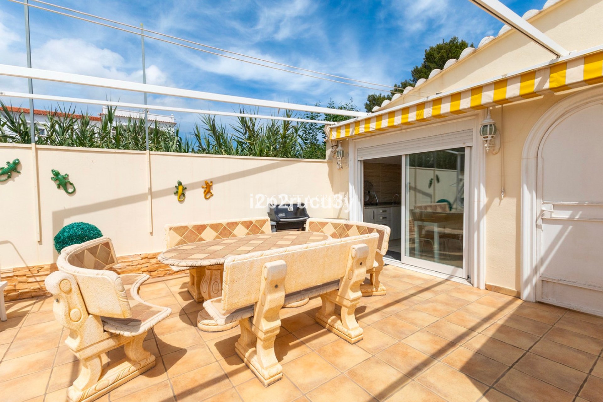 Resale - Villa -
Teulada - Moraira