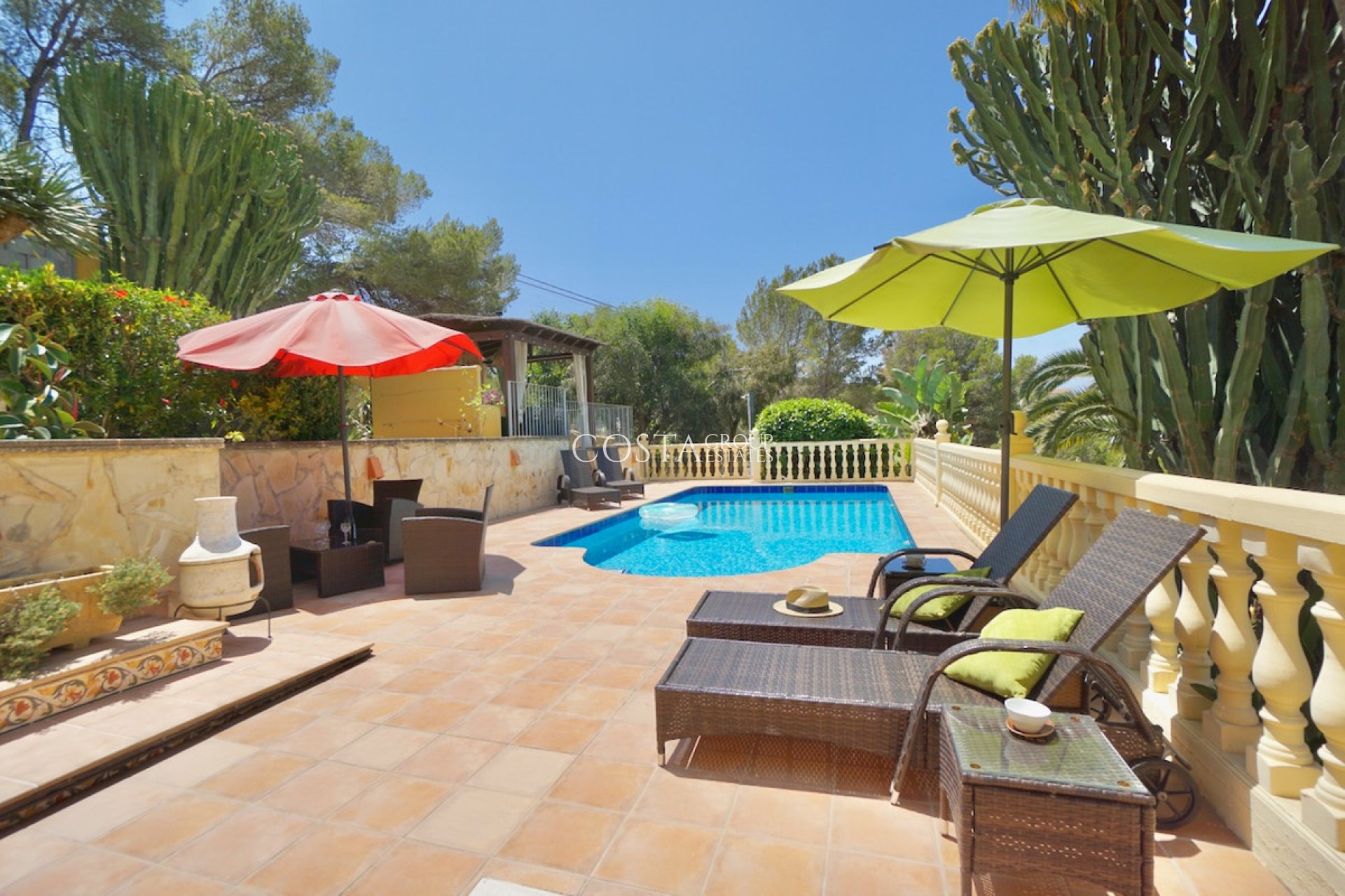 Resale - Villa -
Teulada - Moraira