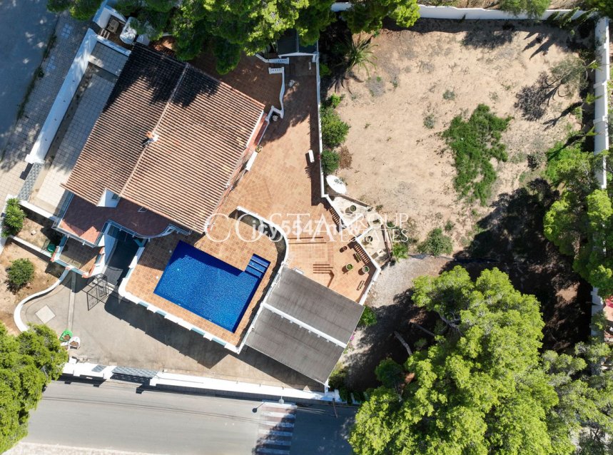 Resale - Villa -
Teulada - Moraira