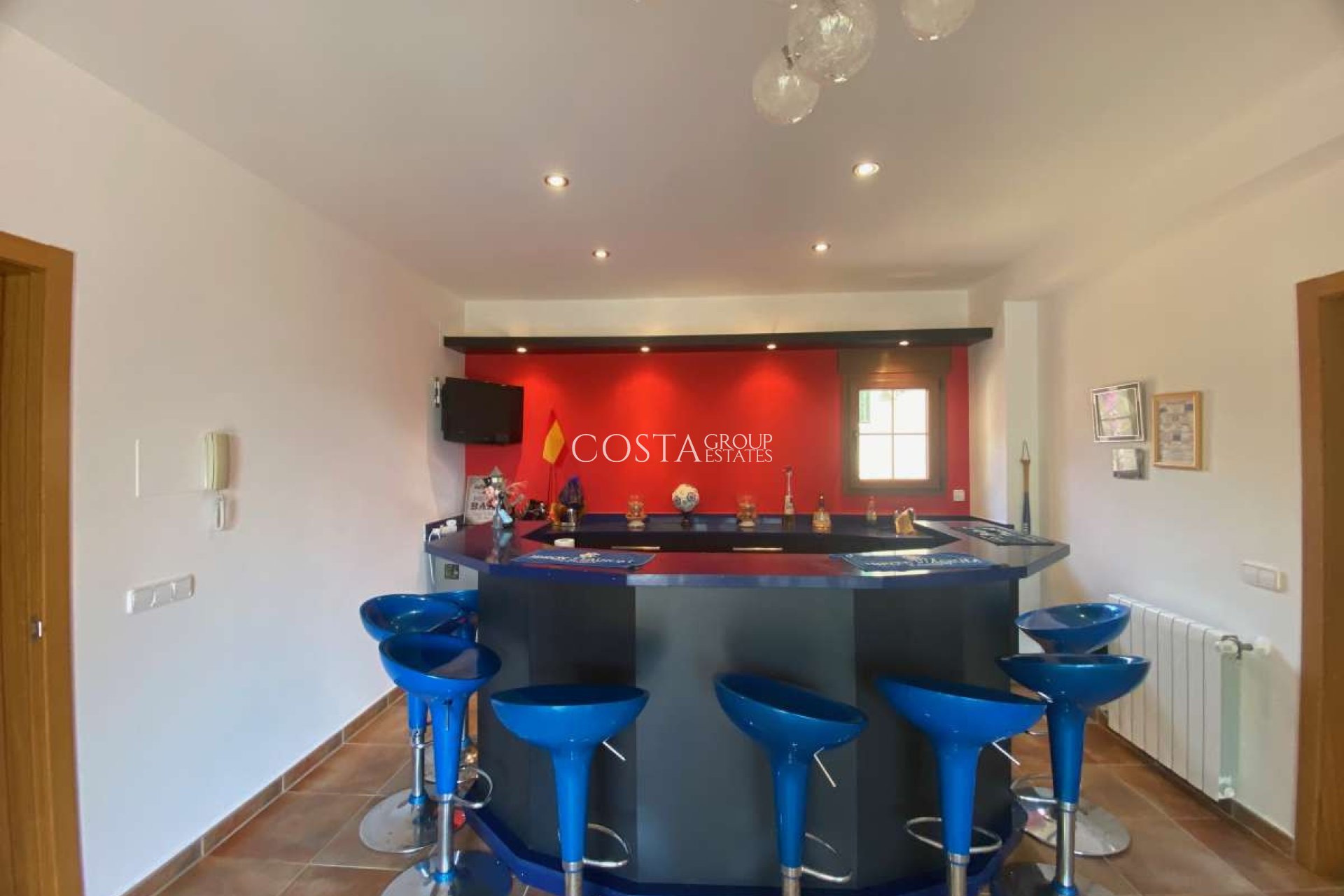 Resale - Villa -
Teulada - Moraira