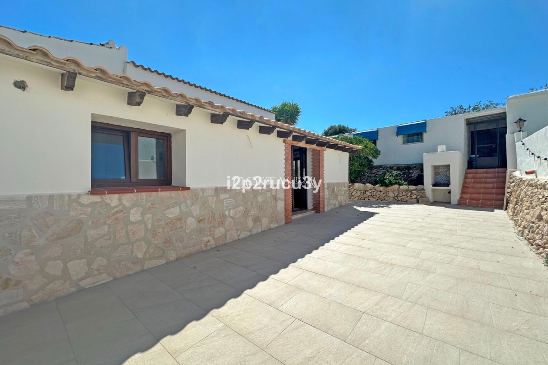 Resale - Villa -
Teulada - Moraira
