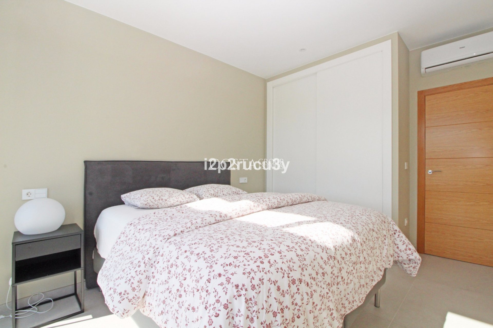 Resale - Villa -
Teulada - Moraira