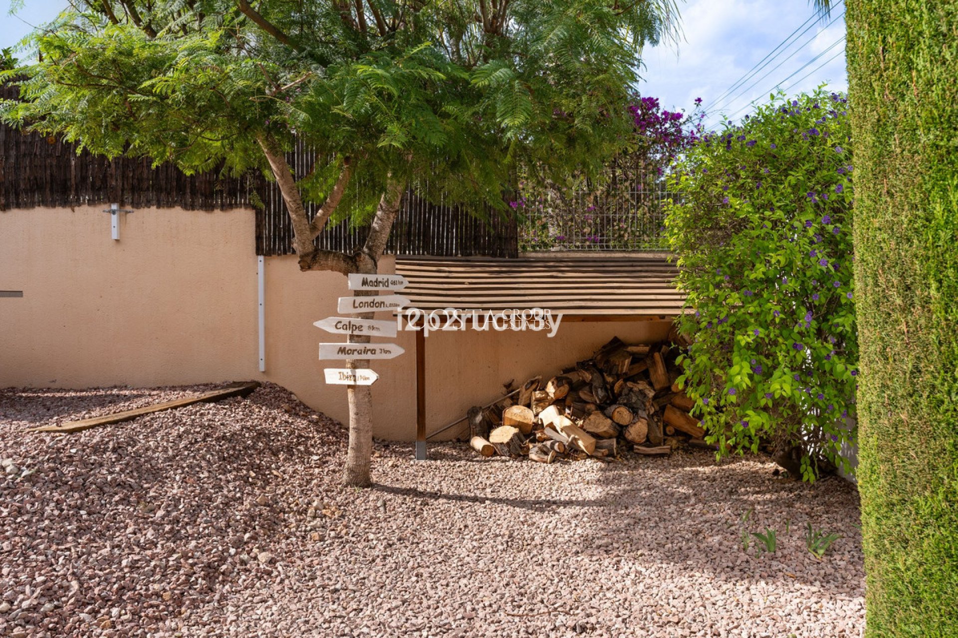 Resale - Villa -
Teulada - Moraira