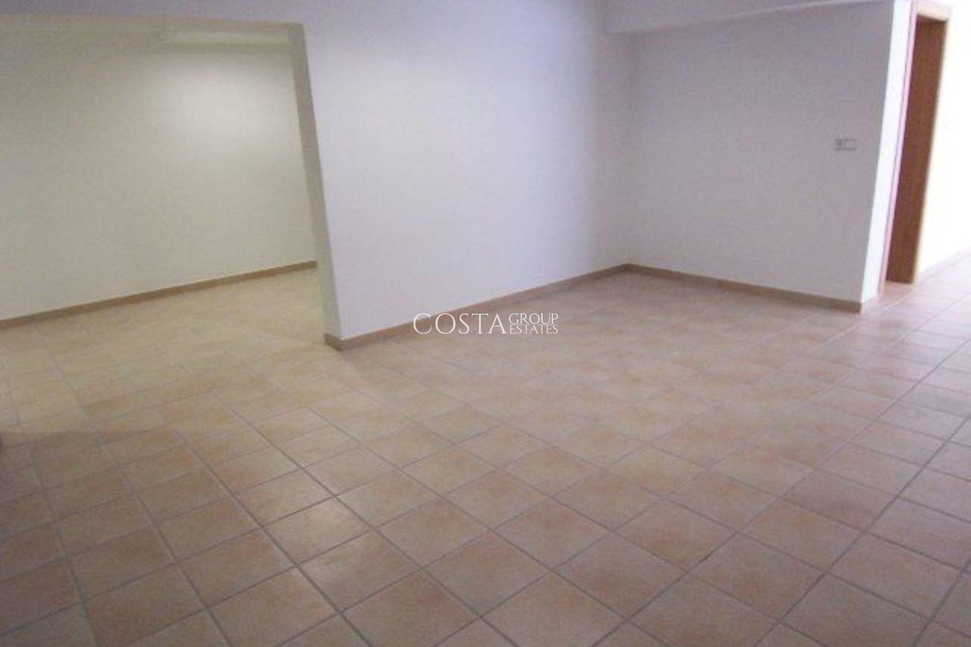 Resale - Villa -
Teulada - Moraira