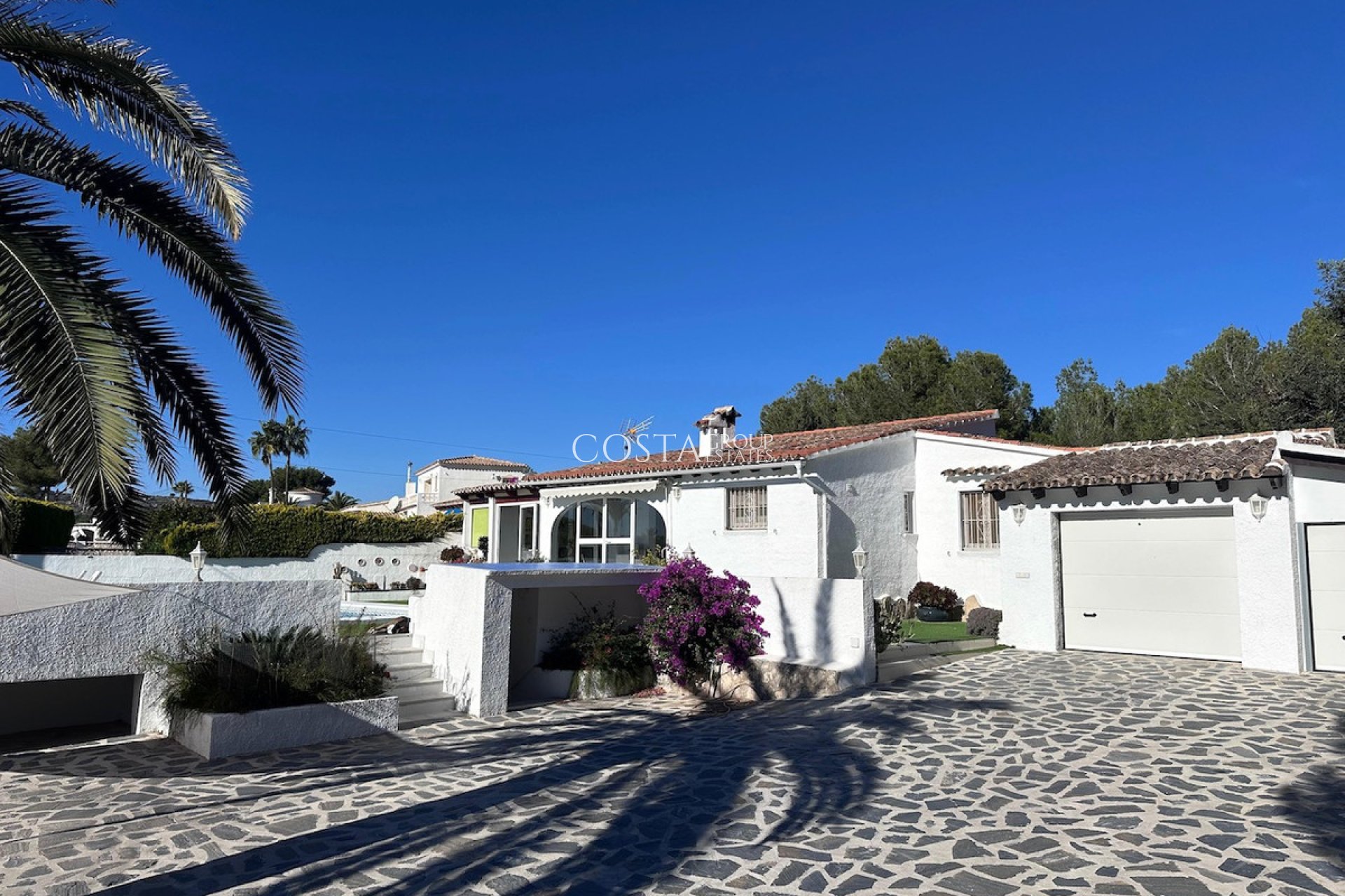 Resale - Villa -
Teulada - Moraira