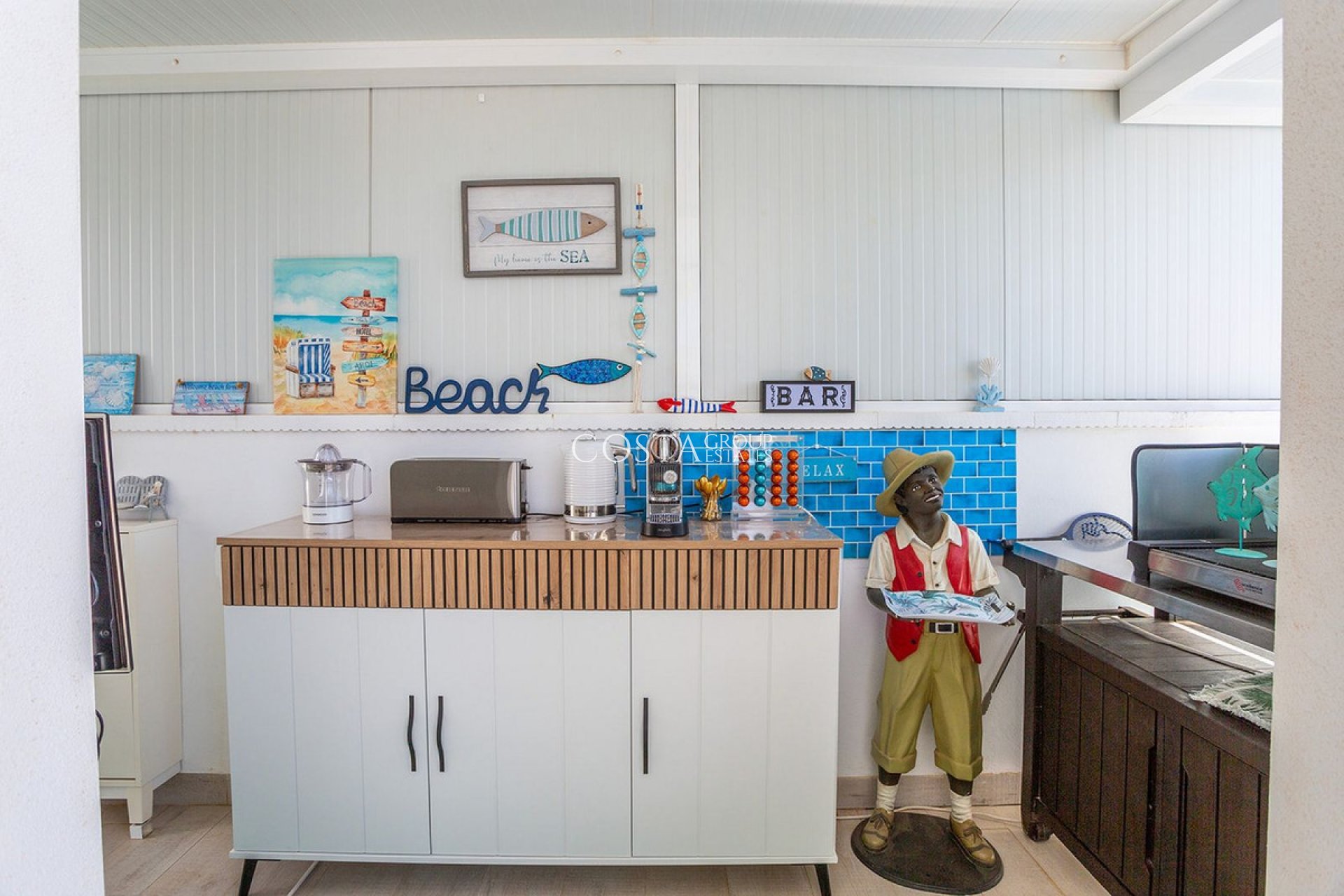 Resale - Villa -
Torrevieja - El Chaparral